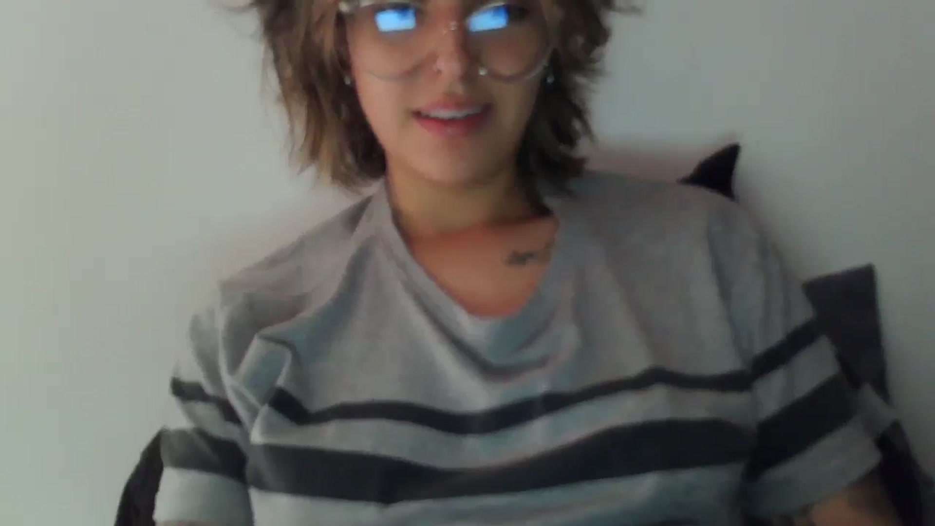 Gallery image thumbnail from fionacarter's myfreecams stream on, 08/05/2023, 17:27 image 6 of 20