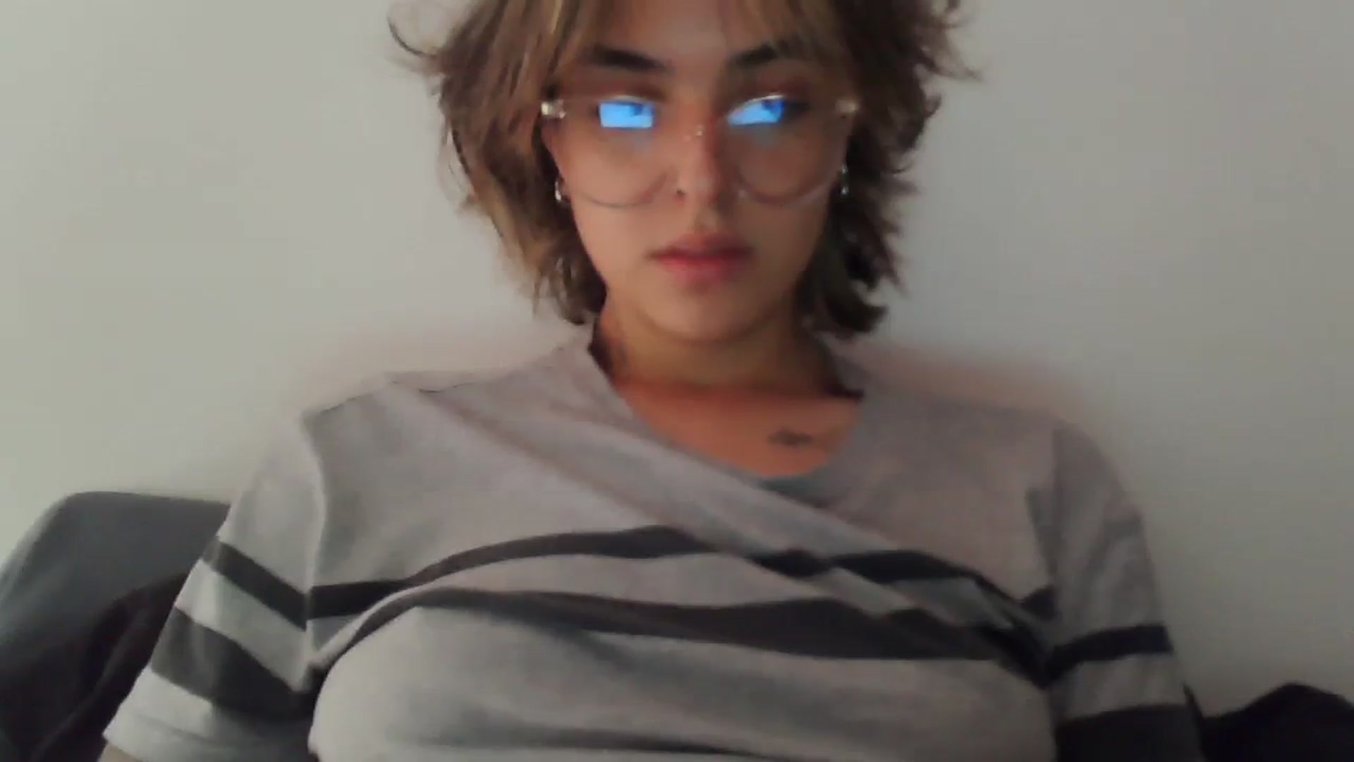 Gallery image thumbnail from fionacarter's myfreecams stream on, 08/05/2023, 17:27 image 2 of 20