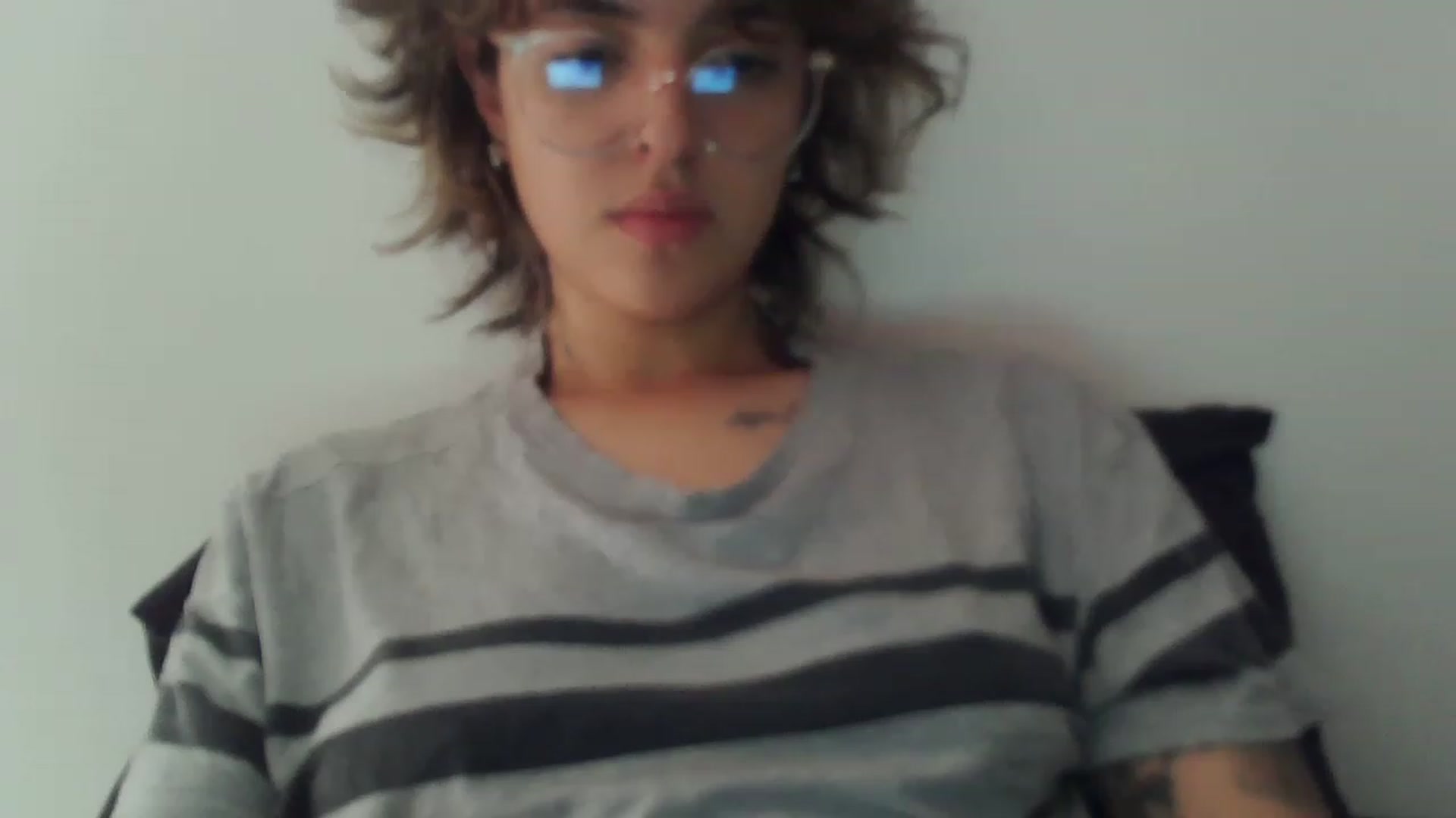 Gallery image thumbnail from fionacarter's myfreecams stream on, 08/06/2023, 16:23 image 18 of 20