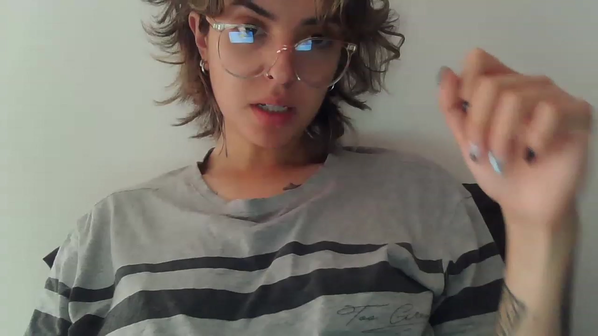 Gallery image thumbnail from fionacarter's myfreecams stream on, 08/06/2023, 16:23 image 7 of 20