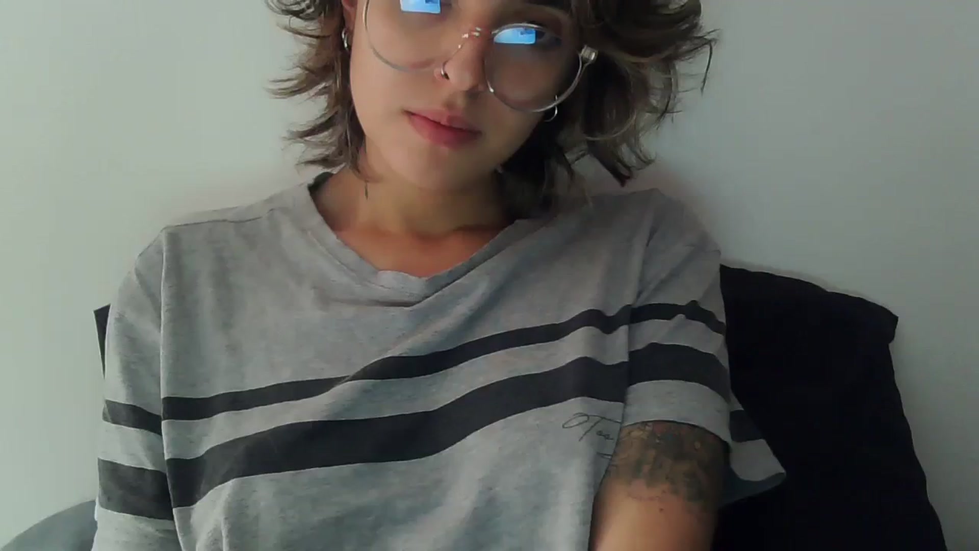 Gallery image thumbnail from fionacarter's myfreecams stream on, 08/06/2023, 17:25 image 6 of 20