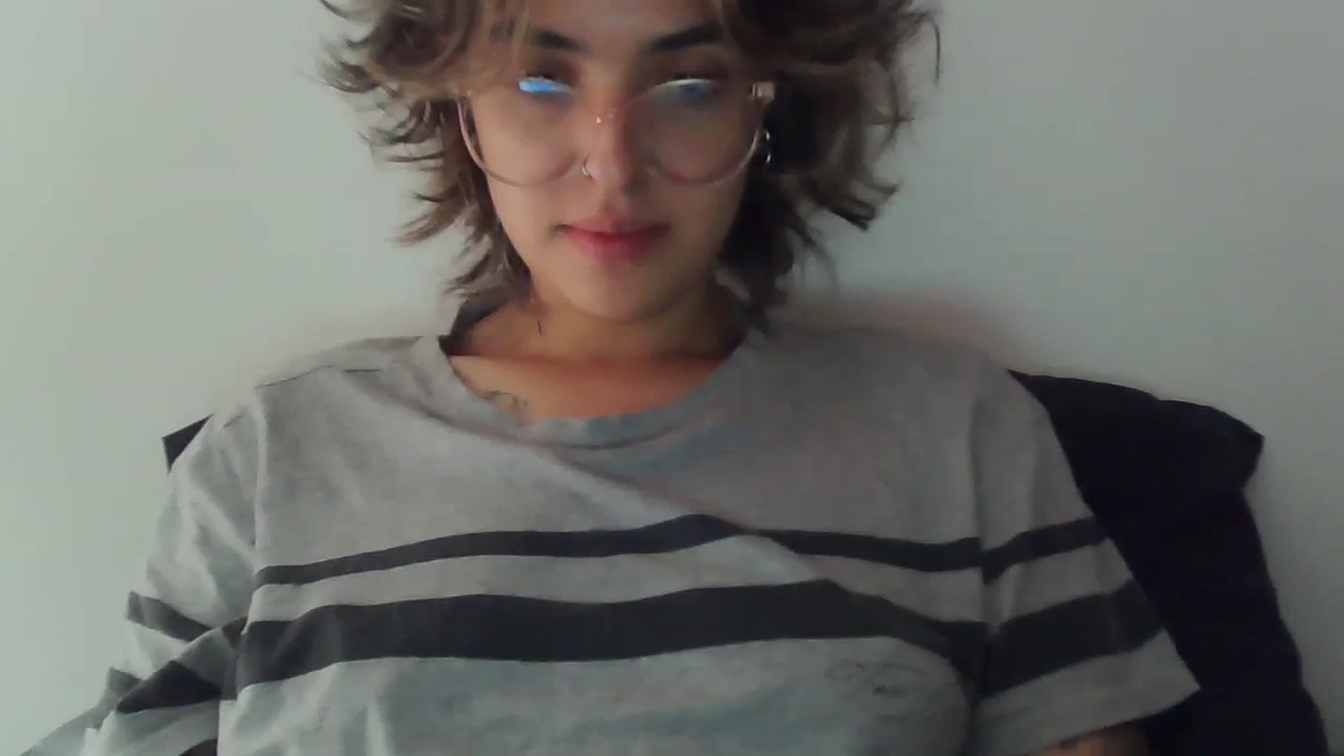 Gallery image thumbnail from fionacarter's myfreecams stream on, 08/06/2023, 17:25 image 14 of 20