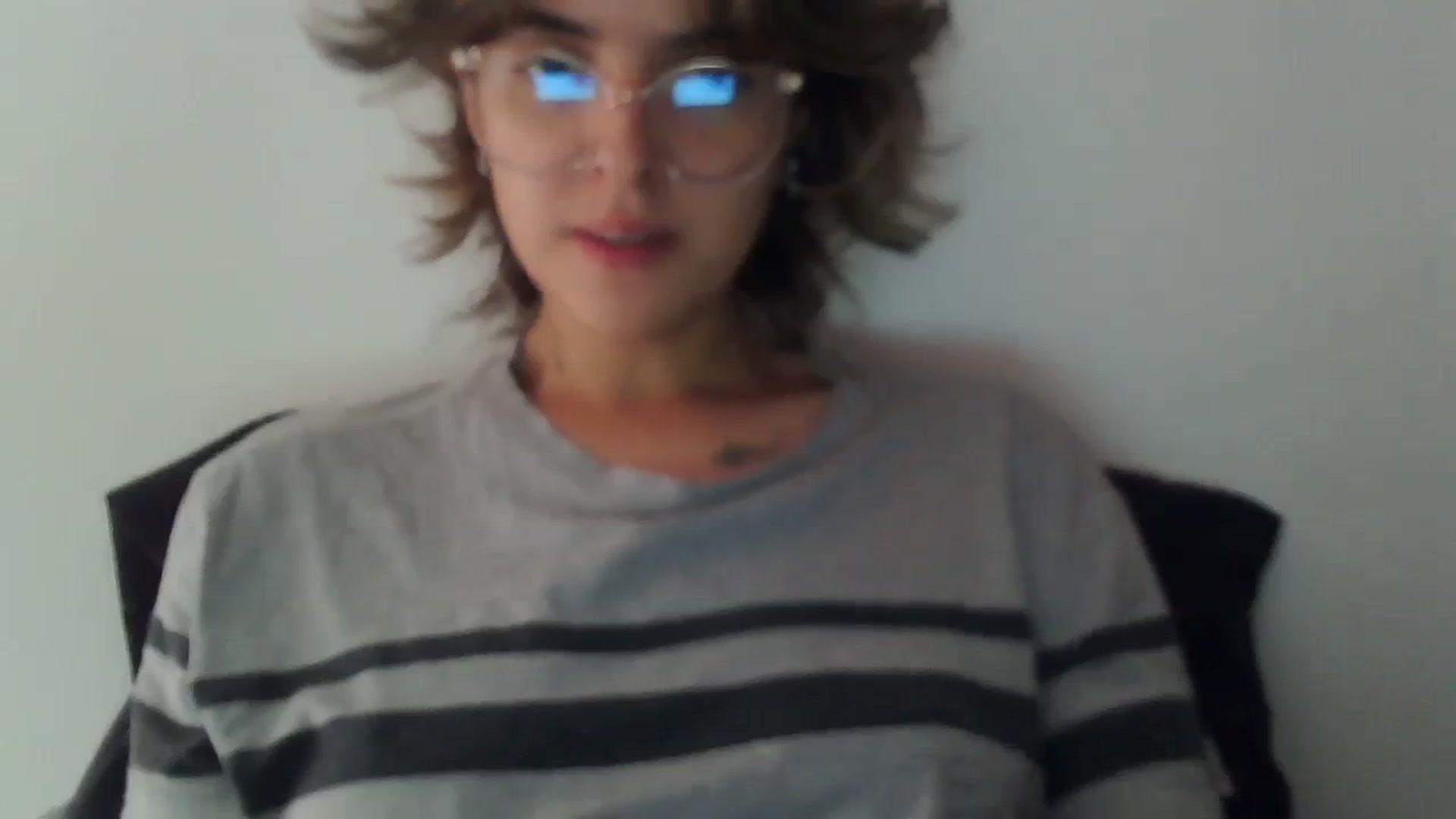 Gallery image thumbnail from fionacarter's myfreecams stream on, 08/06/2023, 17:25 image 4 of 20