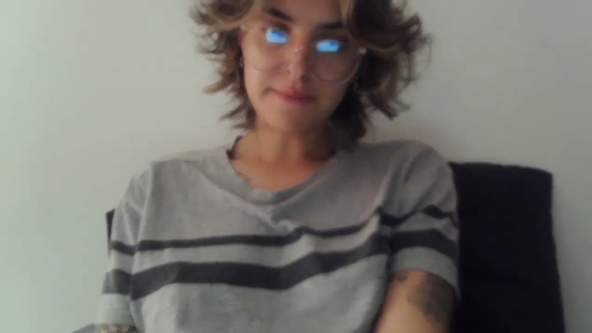 Gallery image thumbnail from fionacarter's myfreecams stream on, 08/06/2023, 17:25 image 15 of 20