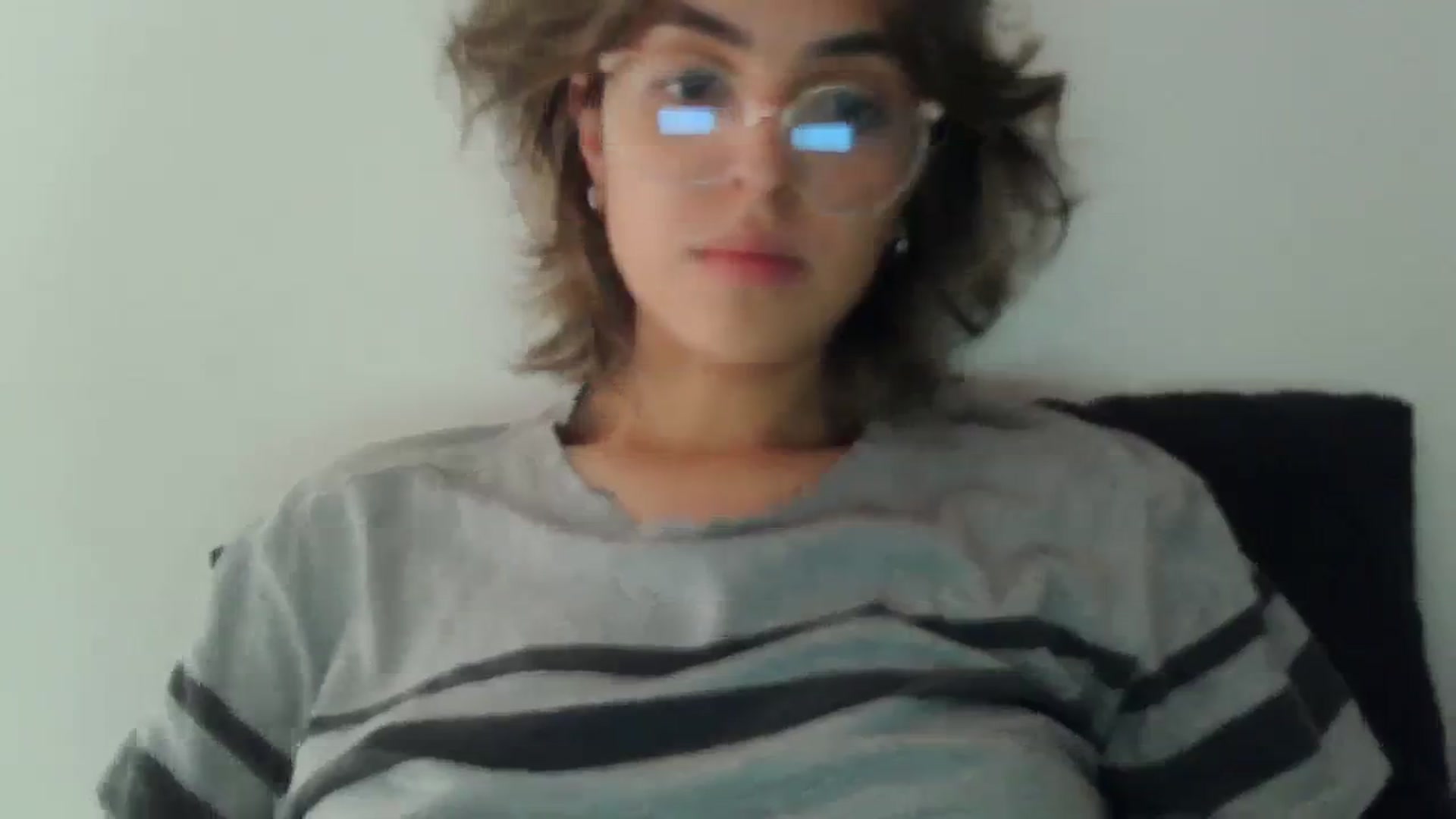 Gallery image thumbnail from fionacarter's myfreecams stream on, 08/06/2023, 17:25 image 19 of 20