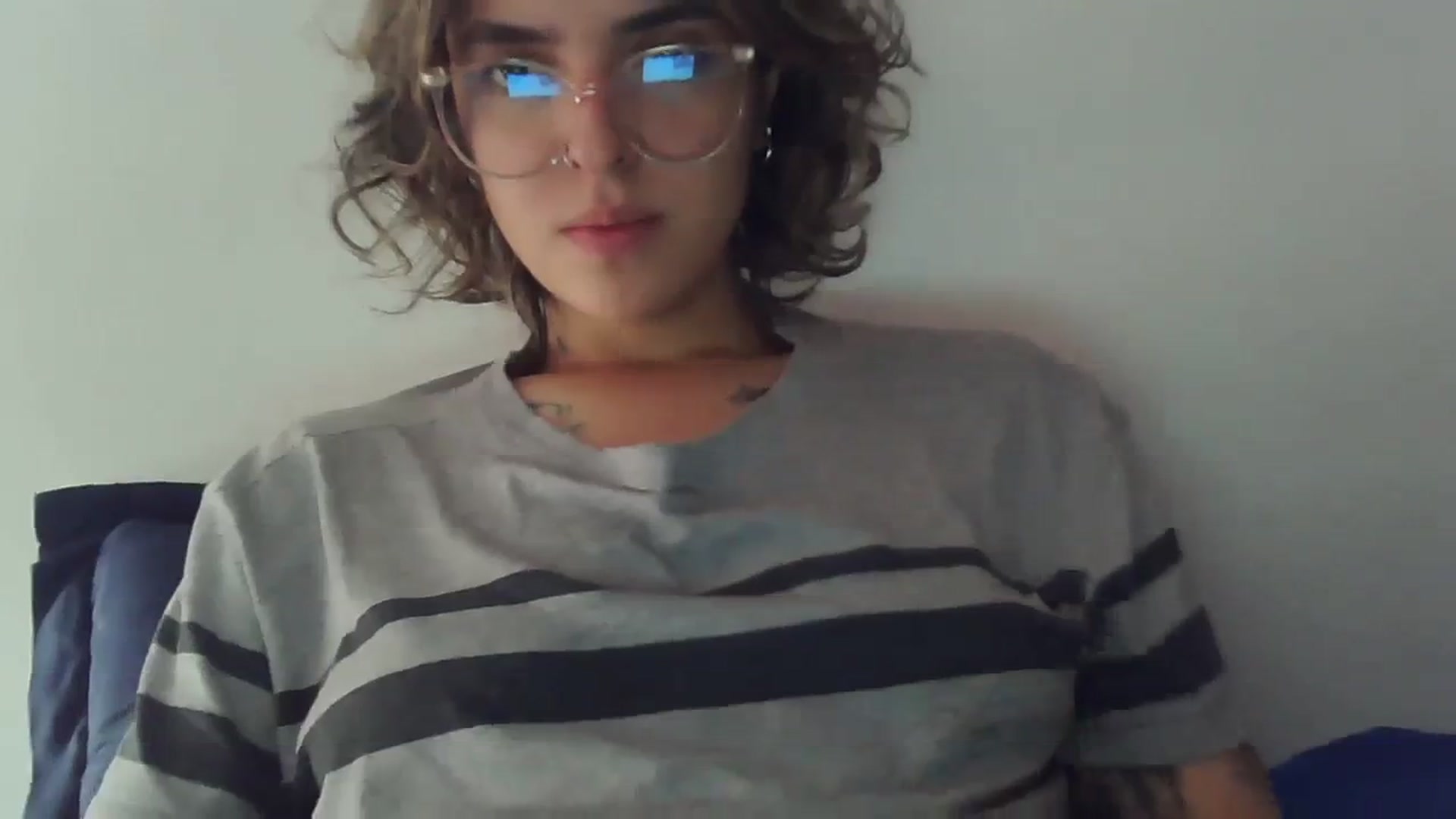 Gallery image thumbnail from fionacarter's myfreecams stream on, 08/20/2023, 14:36 image 12 of 20
