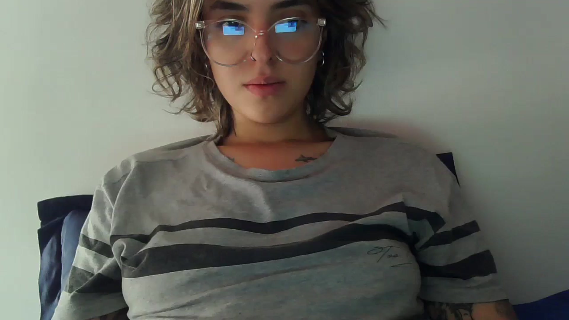 Gallery image thumbnail from fionacarter's myfreecams stream on, 08/20/2023, 14:36 image 18 of 20