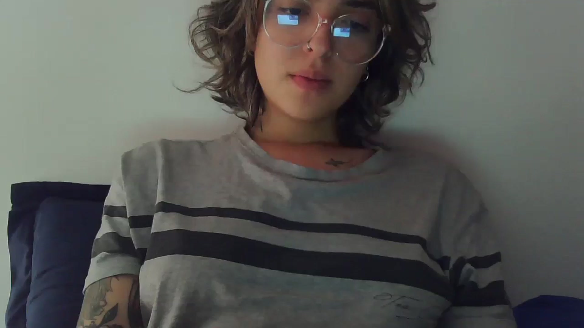 Gallery image thumbnail from fionacarter's myfreecams stream on, 08/20/2023, 14:36 image 5 of 20