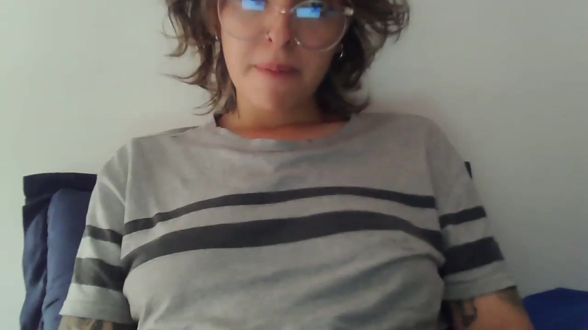Gallery image thumbnail from fionacarter's myfreecams stream on, 08/20/2023, 15:55 image 18 of 20