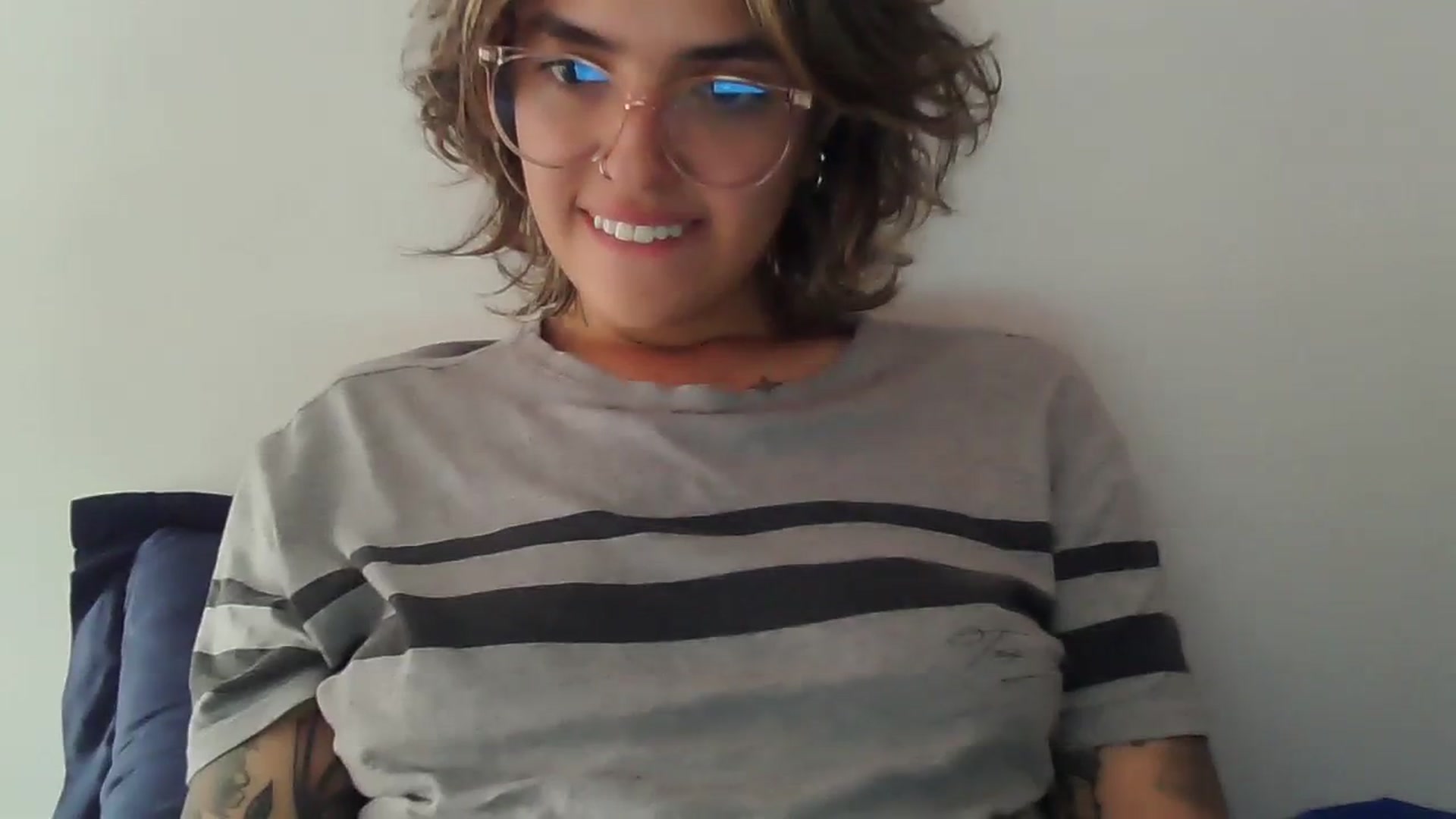 Gallery image thumbnail from fionacarter's myfreecams stream on, 08/20/2023, 15:55 image 10 of 20