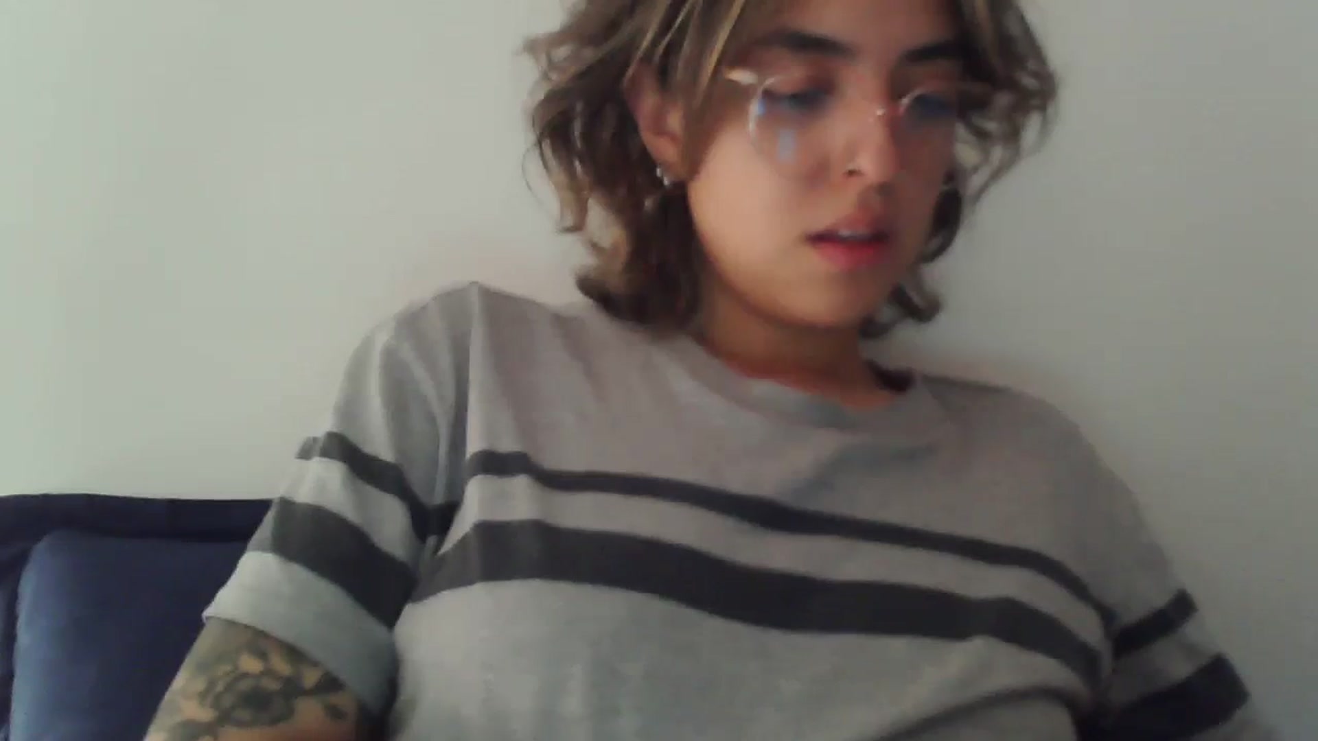 Gallery image thumbnail from fionacarter's myfreecams stream on, 08/20/2023, 15:55 image 17 of 20