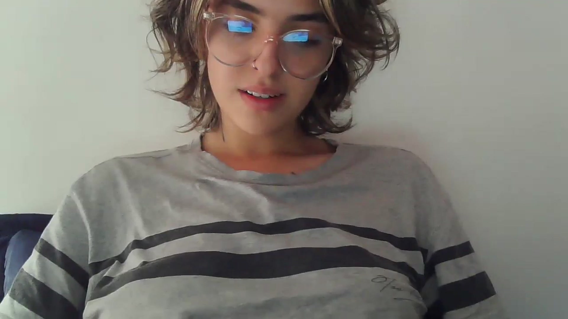 Gallery image thumbnail from fionacarter's myfreecams stream on, 08/20/2023, 15:55 image 16 of 20