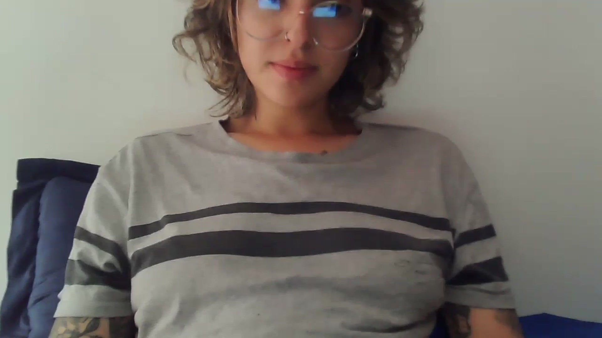 Gallery image thumbnail from fionacarter's myfreecams stream on, 08/20/2023, 16:26 image 17 of 20