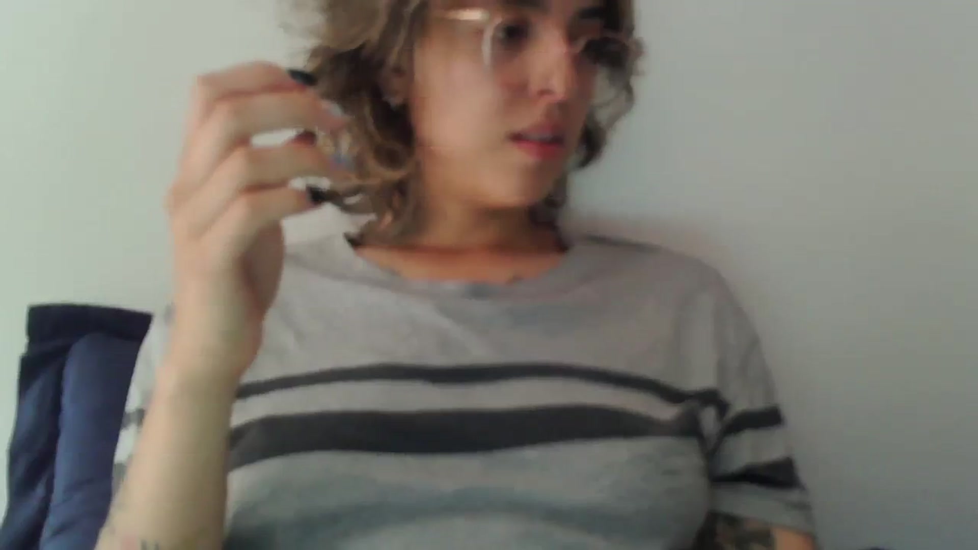 Gallery image thumbnail from fionacarter's myfreecams stream on, 08/20/2023, 16:26 image 15 of 20