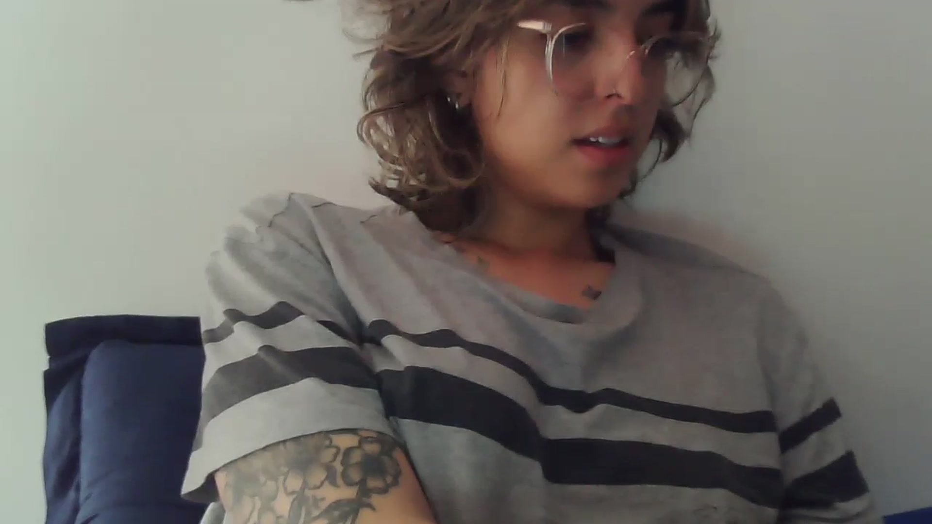 Gallery image thumbnail from fionacarter's myfreecams stream on, 08/20/2023, 16:26 image 12 of 20