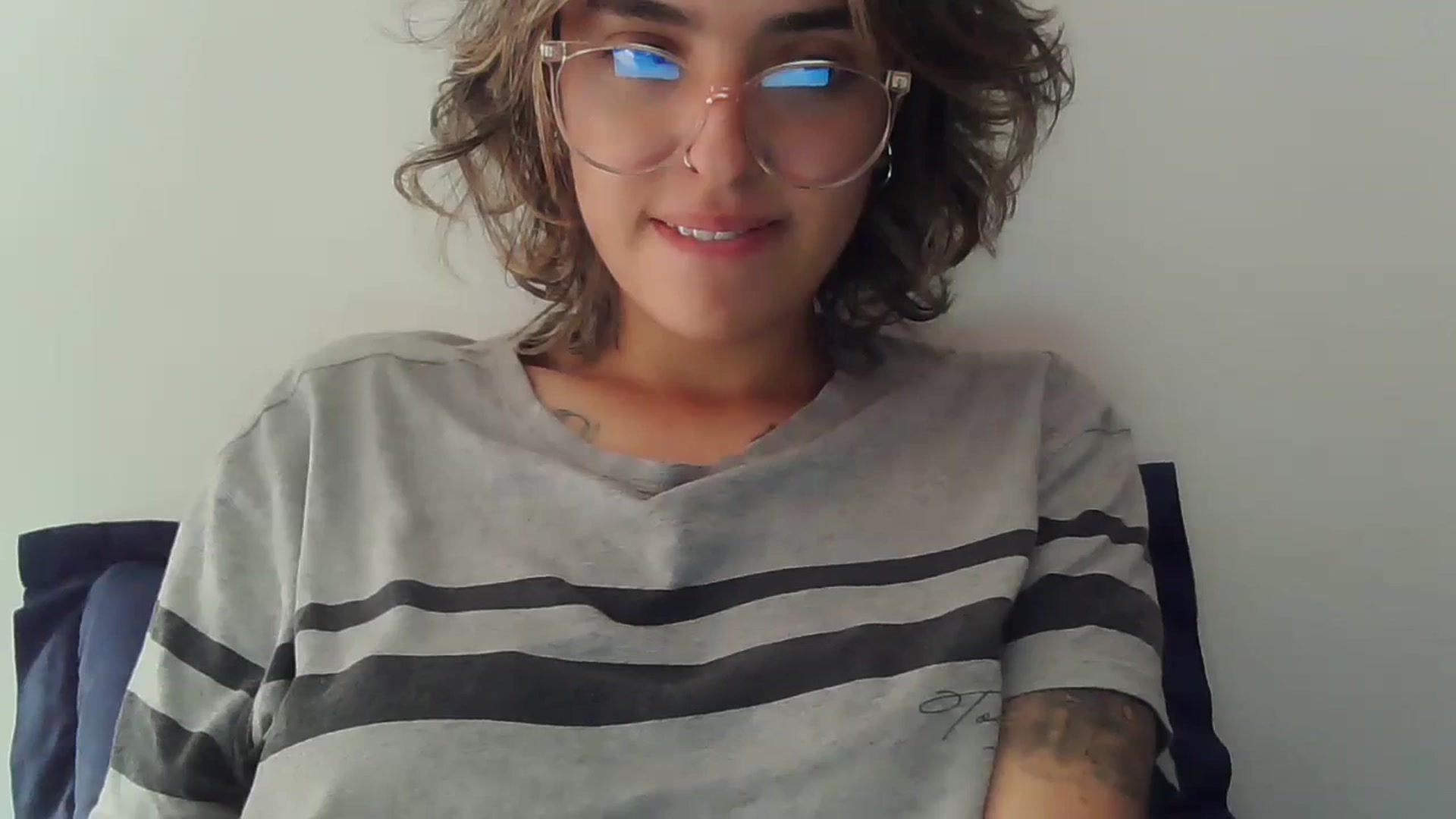 Gallery image thumbnail from fionacarter's myfreecams stream on, 08/20/2023, 16:26 image 5 of 20