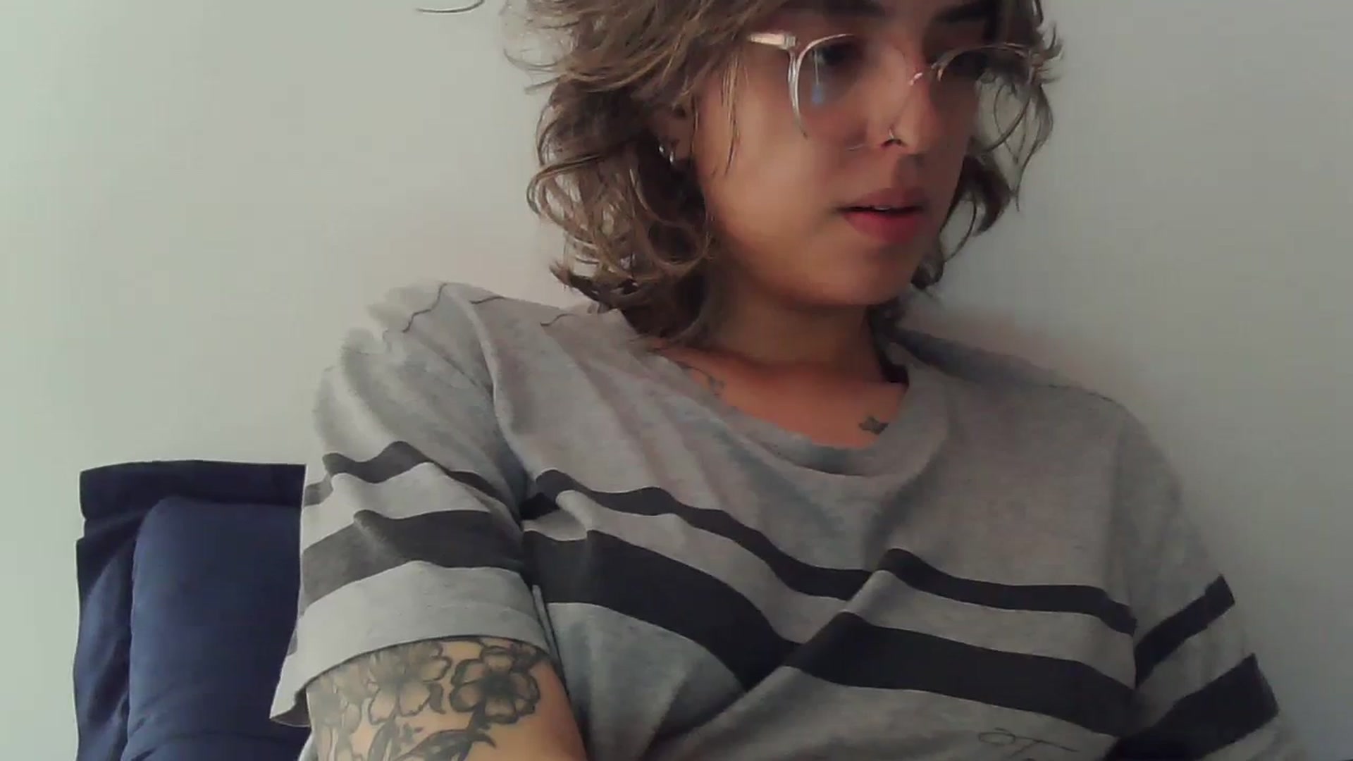 Gallery image thumbnail from fionacarter's myfreecams stream on, 08/20/2023, 16:26 image 10 of 20