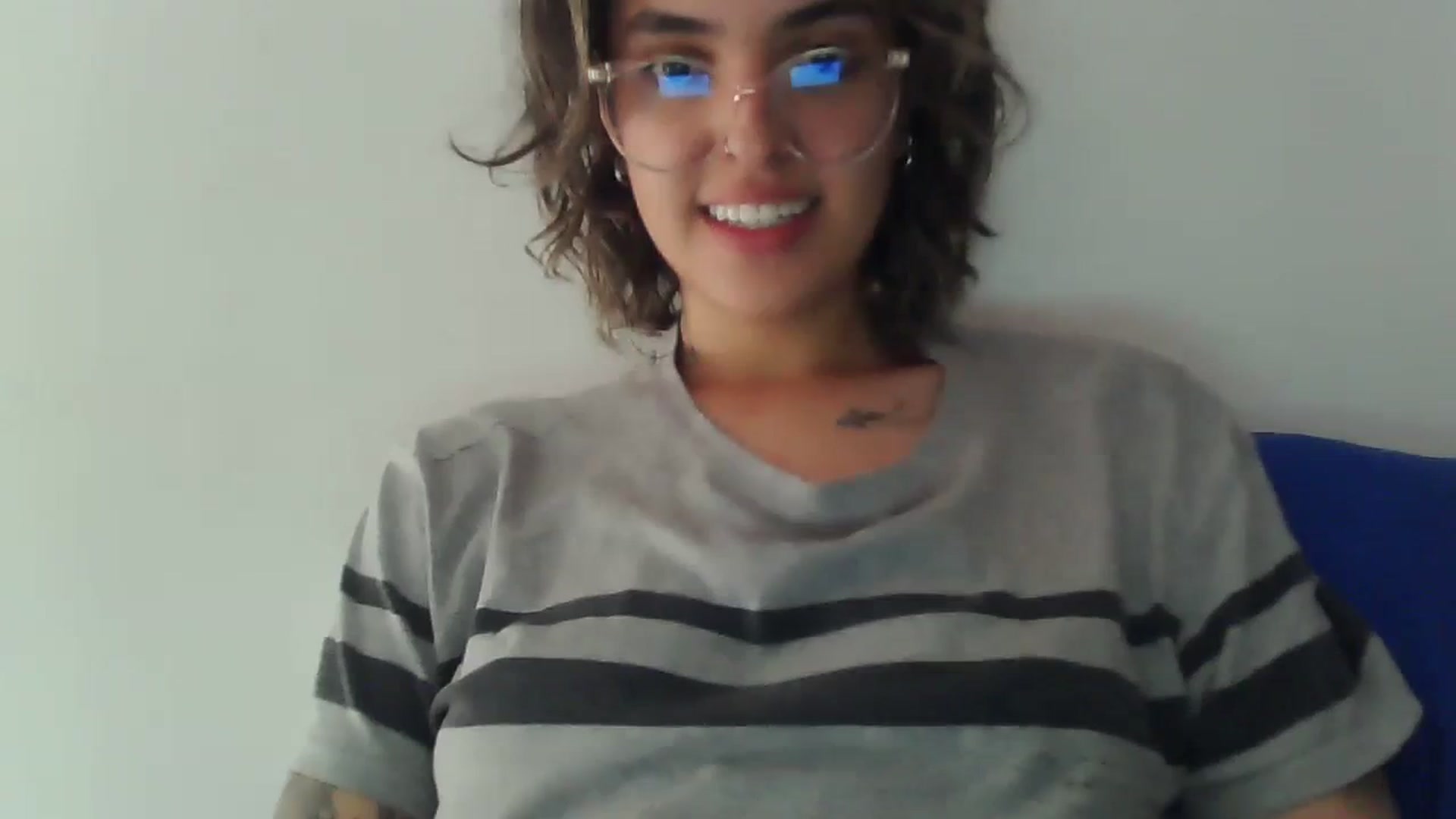 Gallery image thumbnail from fionacarter's myfreecams stream on, 08/21/2023, 15:18 image 12 of 20