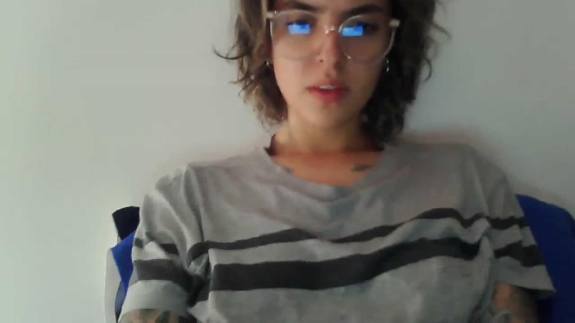 Gallery image thumbnail from fionacarter's myfreecams stream on, 08/21/2023, 15:18 image 20 of 20
