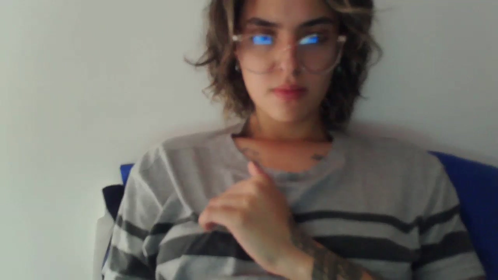 Gallery image thumbnail from fionacarter's myfreecams stream on, 08/21/2023, 15:18 image 17 of 20