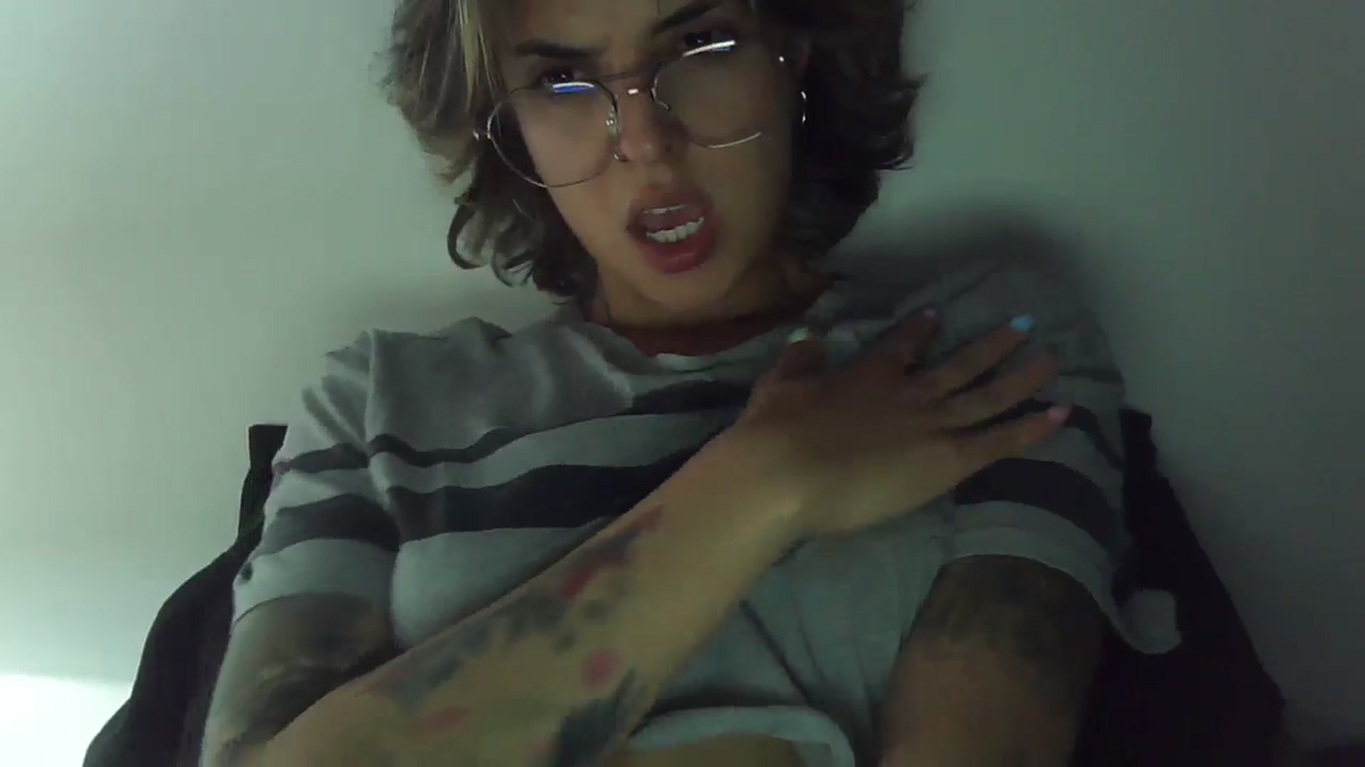 Gallery image thumbnail from fionacarter's myfreecams stream on, 09/12/2023, 24:54 image 15 of 20