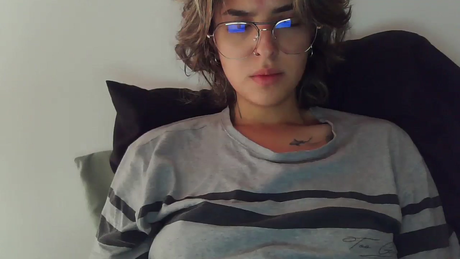 Gallery image thumbnail from fionacarter's myfreecams stream on, 09/16/2023, 15:19 image 4 of 20