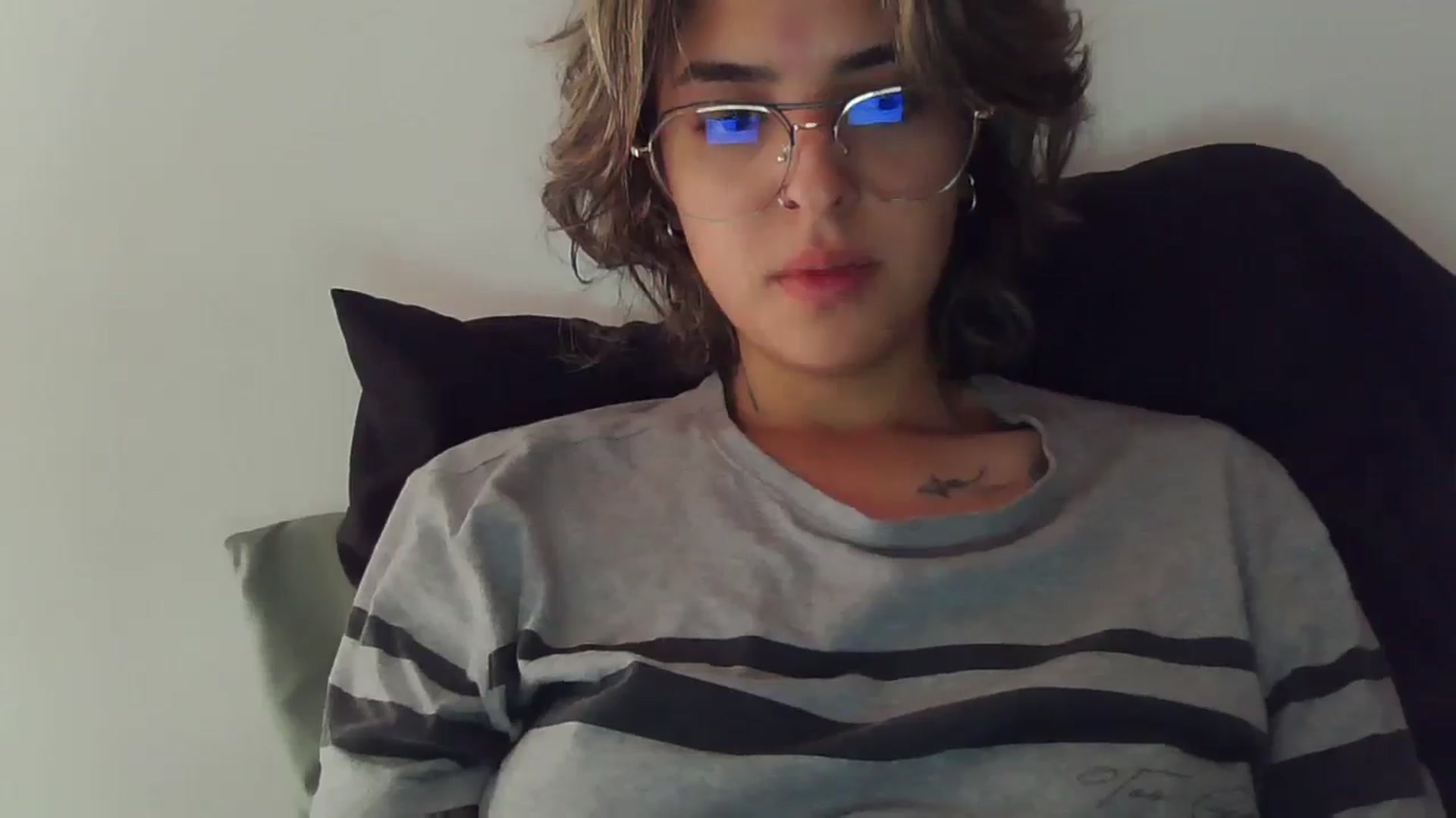 Gallery image thumbnail from fionacarter's myfreecams stream on, 09/16/2023, 15:19 image 3 of 20
