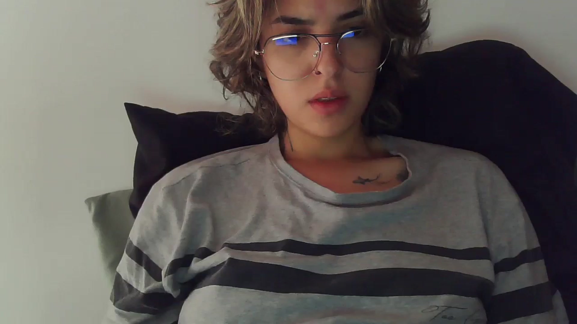 Gallery image thumbnail from fionacarter's myfreecams stream on, 09/16/2023, 15:19 image 8 of 20