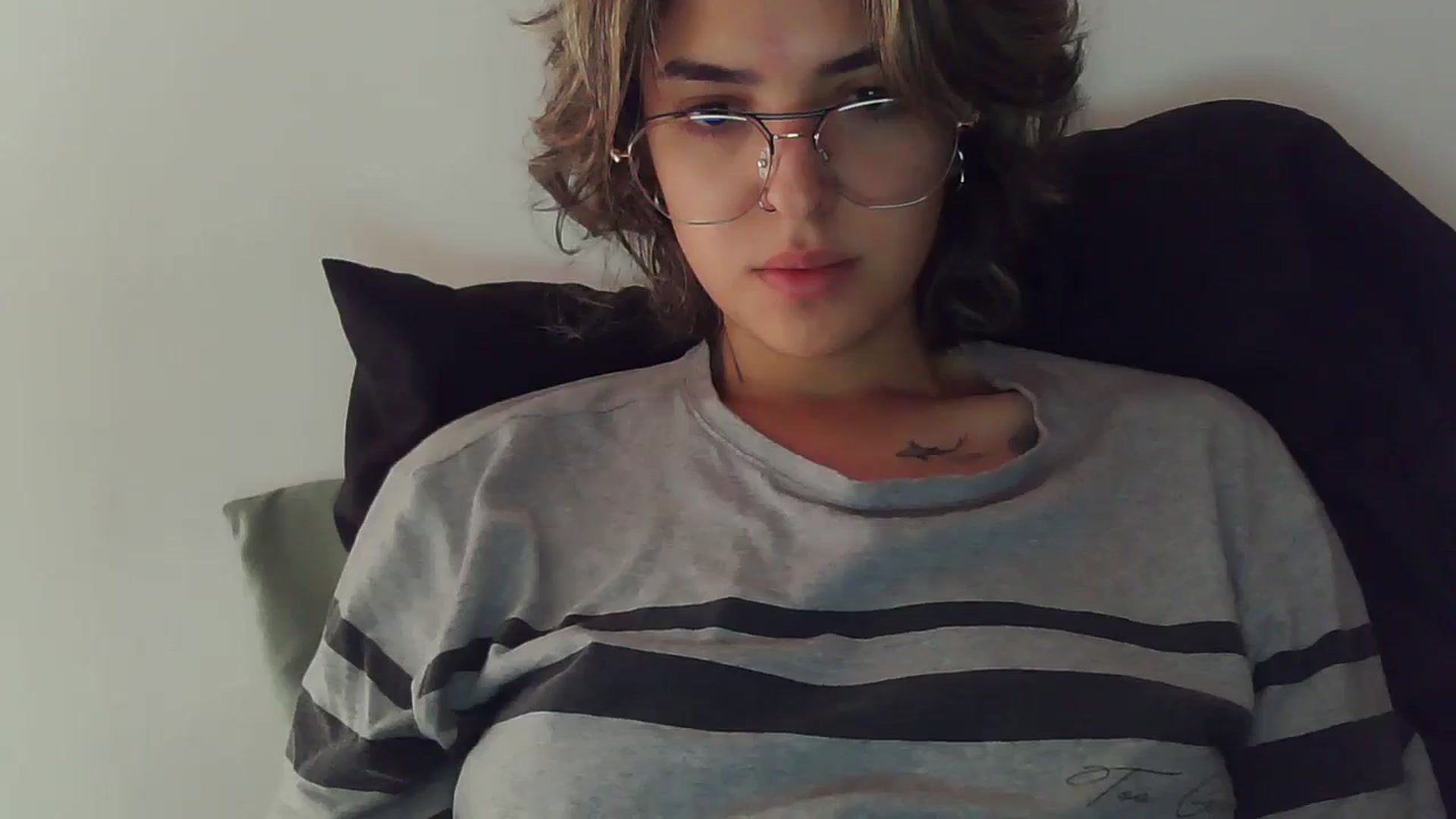 Gallery image thumbnail from fionacarter's myfreecams stream on, 09/16/2023, 15:19 image 7 of 20
