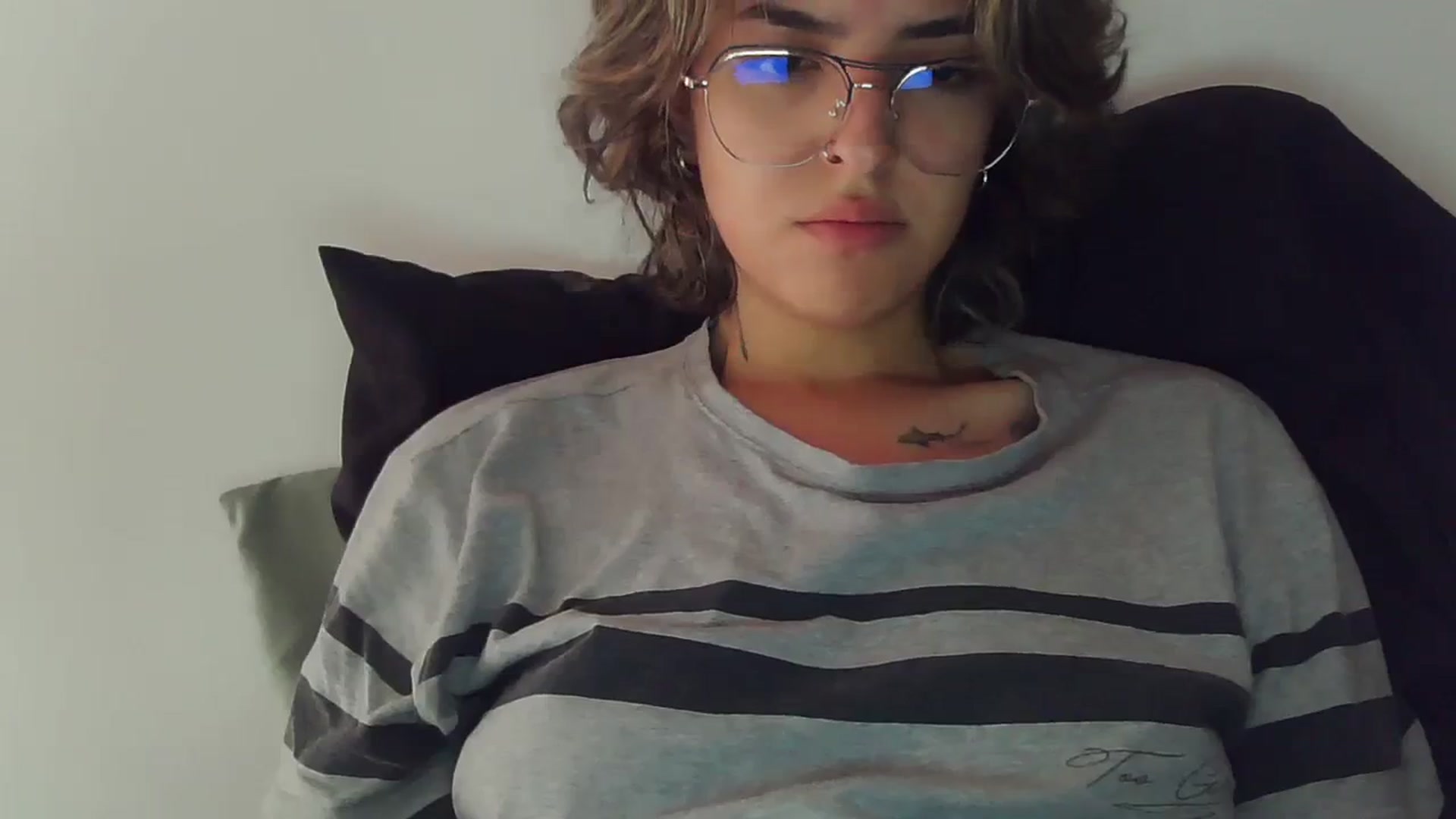 Gallery image thumbnail from fionacarter's myfreecams stream on, 09/16/2023, 15:19 image 6 of 20