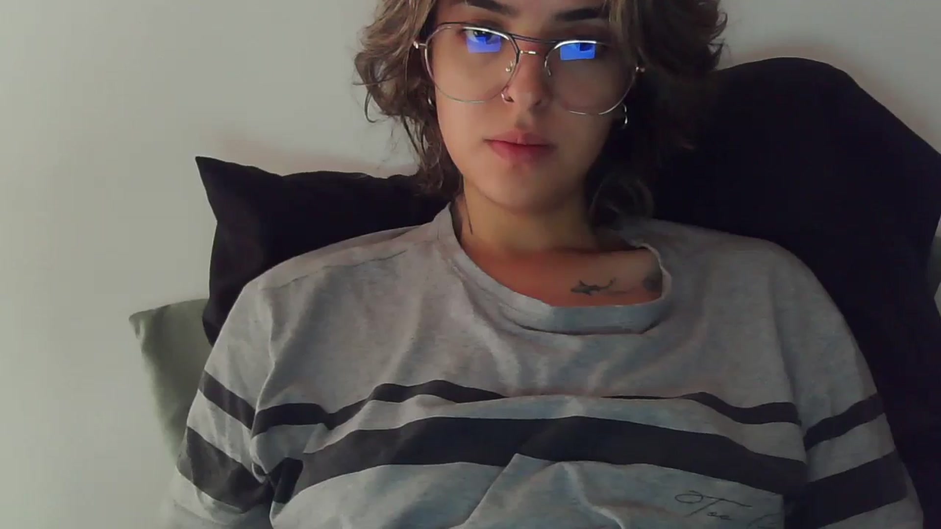 Gallery image thumbnail from fionacarter's myfreecams stream on, 09/16/2023, 15:19 image 9 of 20