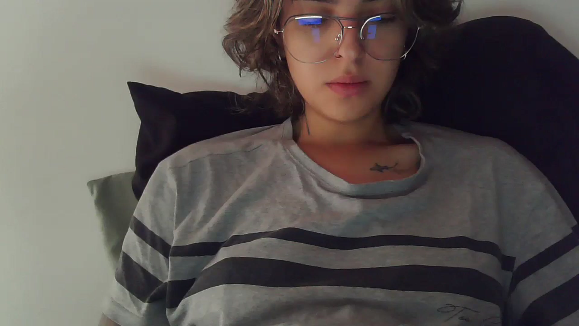 Gallery image thumbnail from fionacarter's myfreecams stream on, 09/16/2023, 15:19 image 14 of 20