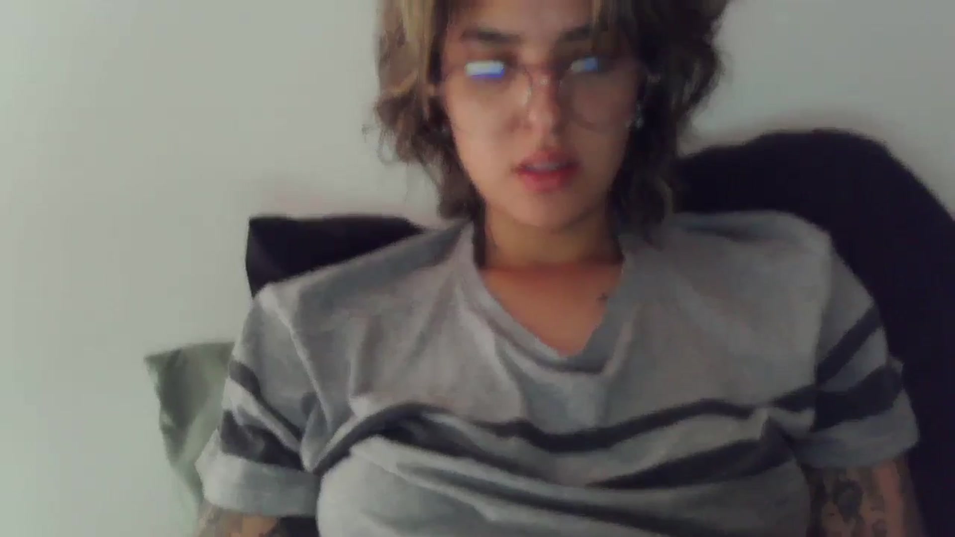 Gallery image thumbnail from fionacarter's myfreecams stream on, 09/16/2023, 15:56 image 10 of 20