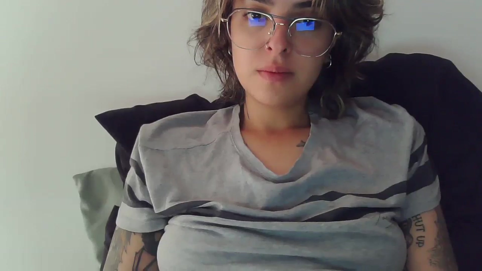 Gallery image thumbnail from fionacarter's myfreecams stream on, 09/16/2023, 15:56 image 14 of 20