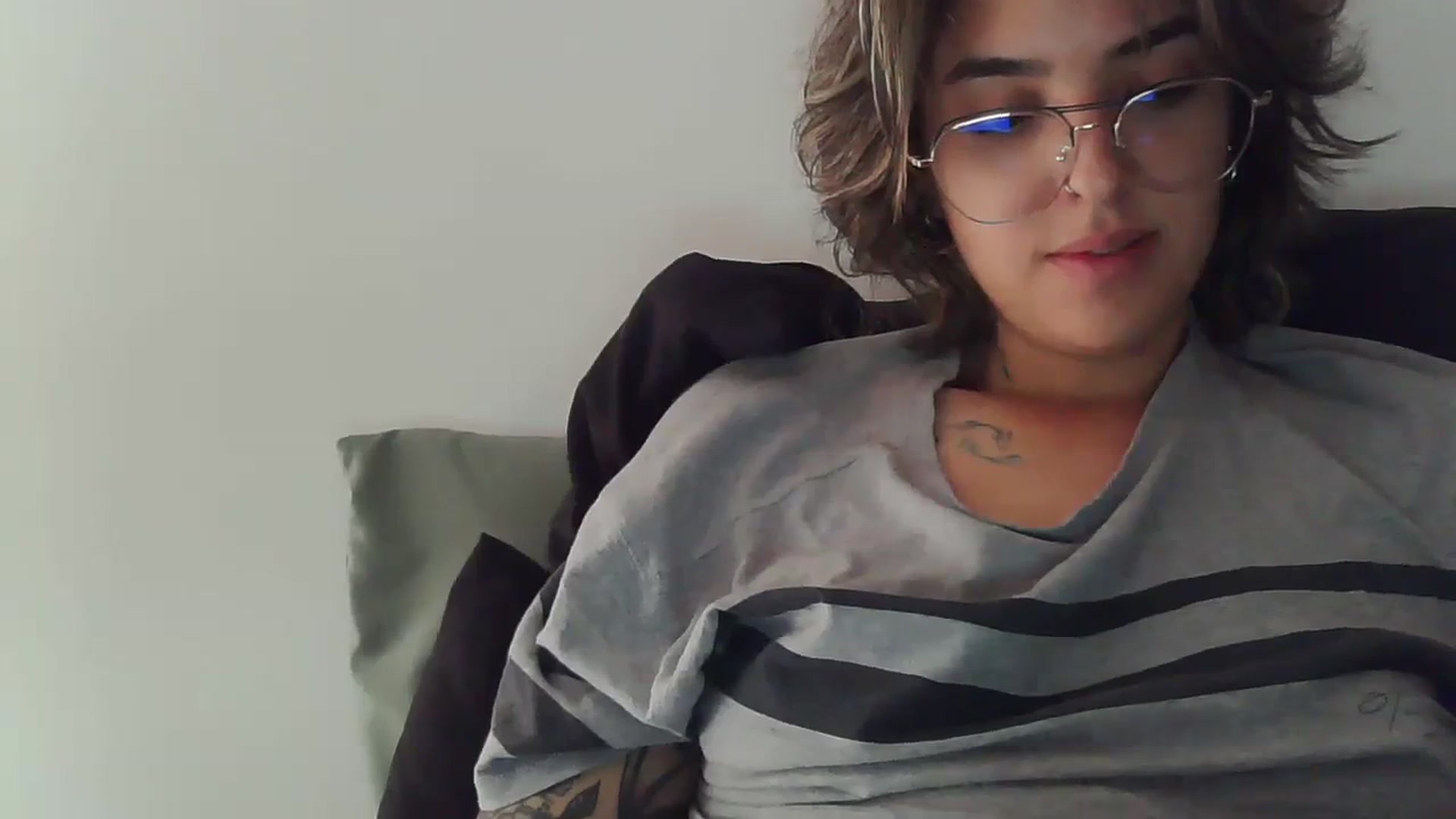 Gallery image thumbnail from fionacarter's myfreecams stream on, 09/16/2023, 16:26 image 20 of 20