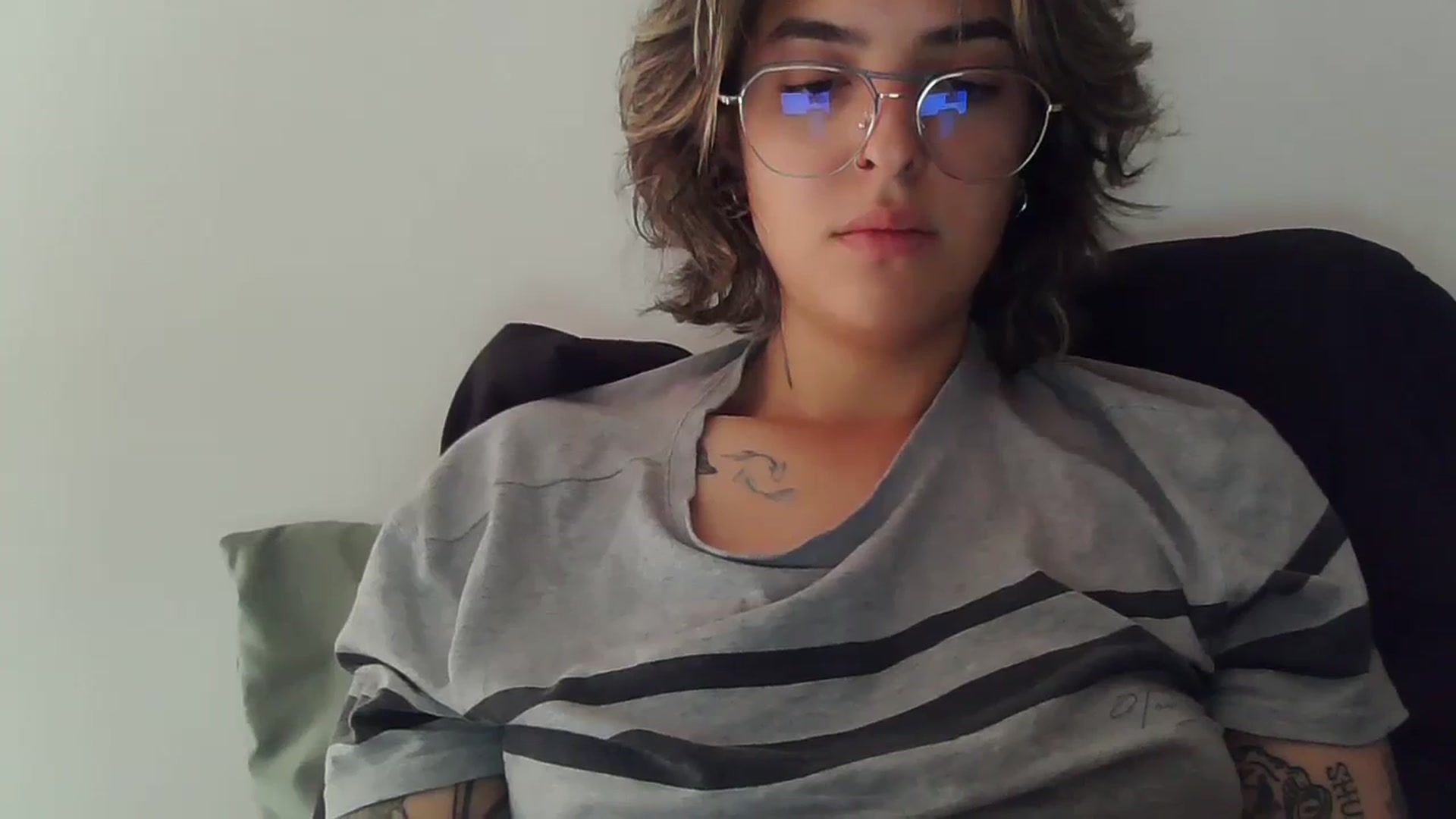 Gallery image thumbnail from fionacarter's myfreecams stream on, 09/16/2023, 16:26 image 6 of 20