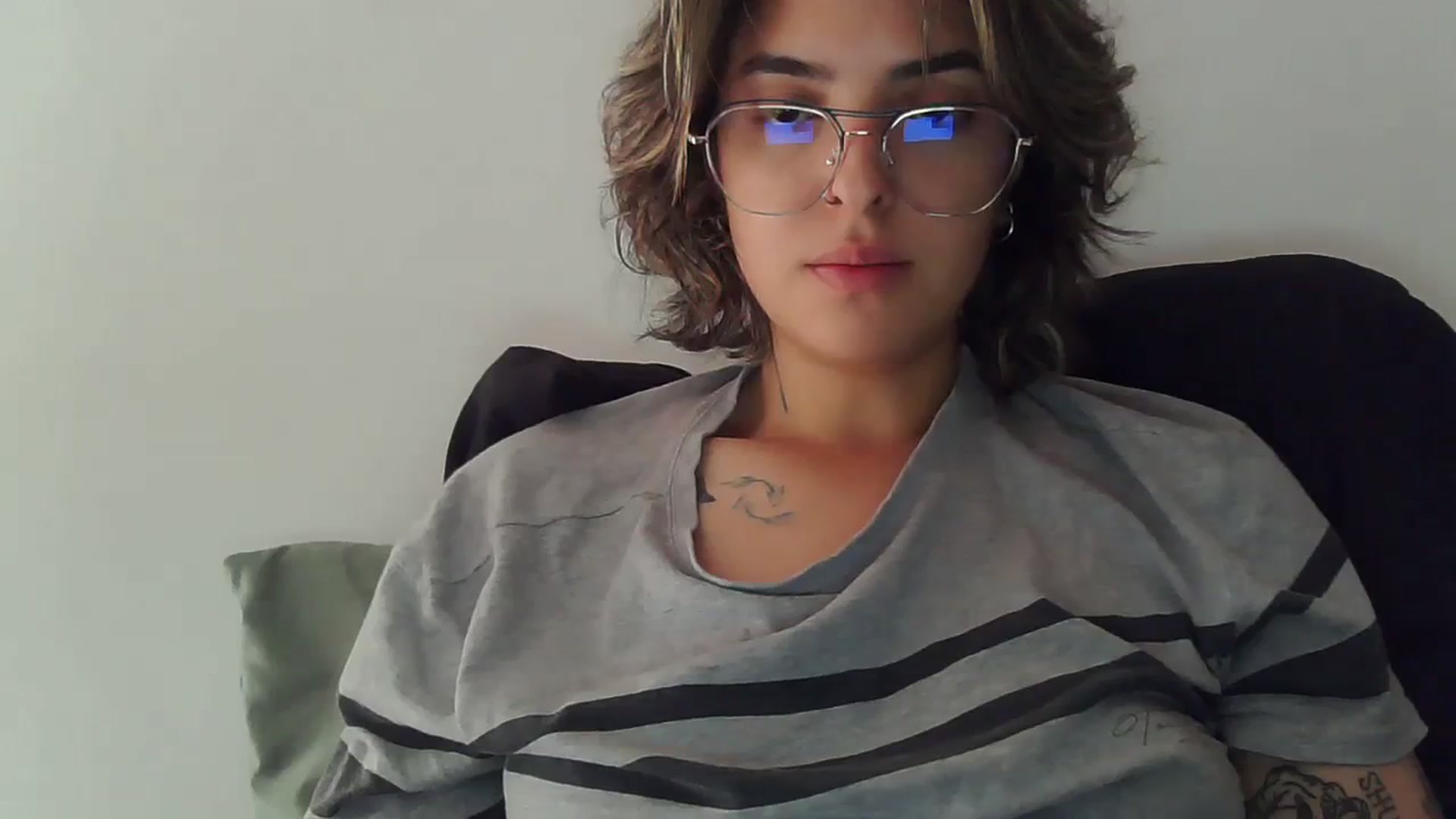 Gallery image thumbnail from fionacarter's myfreecams stream on, 09/16/2023, 16:26 image 8 of 20