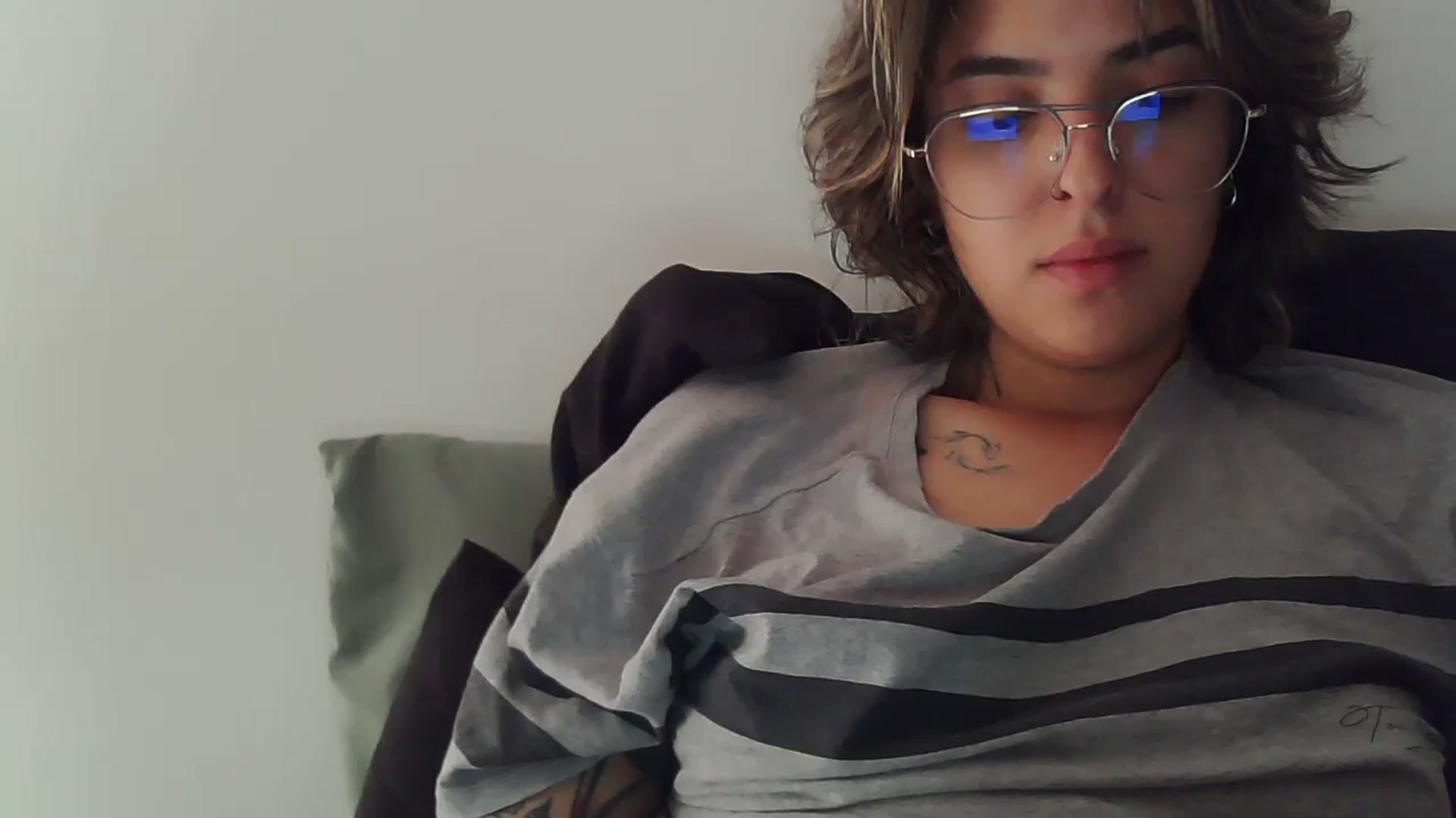 Gallery image thumbnail from fionacarter's myfreecams stream on, 09/16/2023, 16:26 image 18 of 20