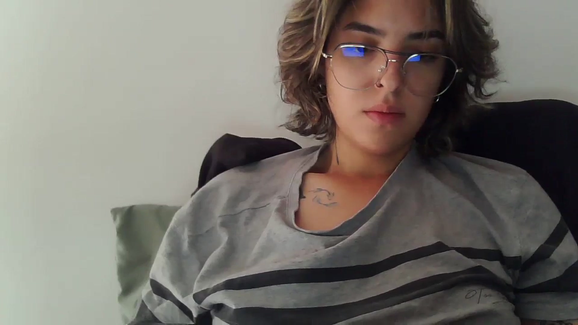 Gallery image thumbnail from fionacarter's myfreecams stream on, 09/16/2023, 16:26 image 10 of 20