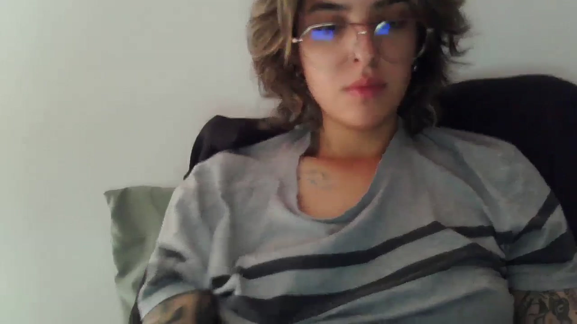 Gallery image thumbnail from fionacarter's myfreecams stream on, 09/16/2023, 16:26 image 11 of 20