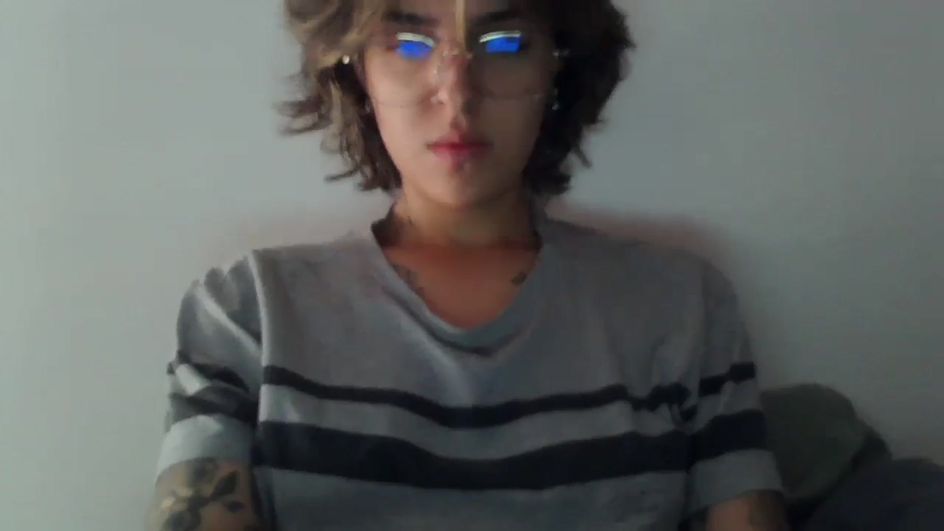 Gallery image thumbnail from fionacarter's myfreecams stream on, 09/23/2023, 13:34 image 15 of 20