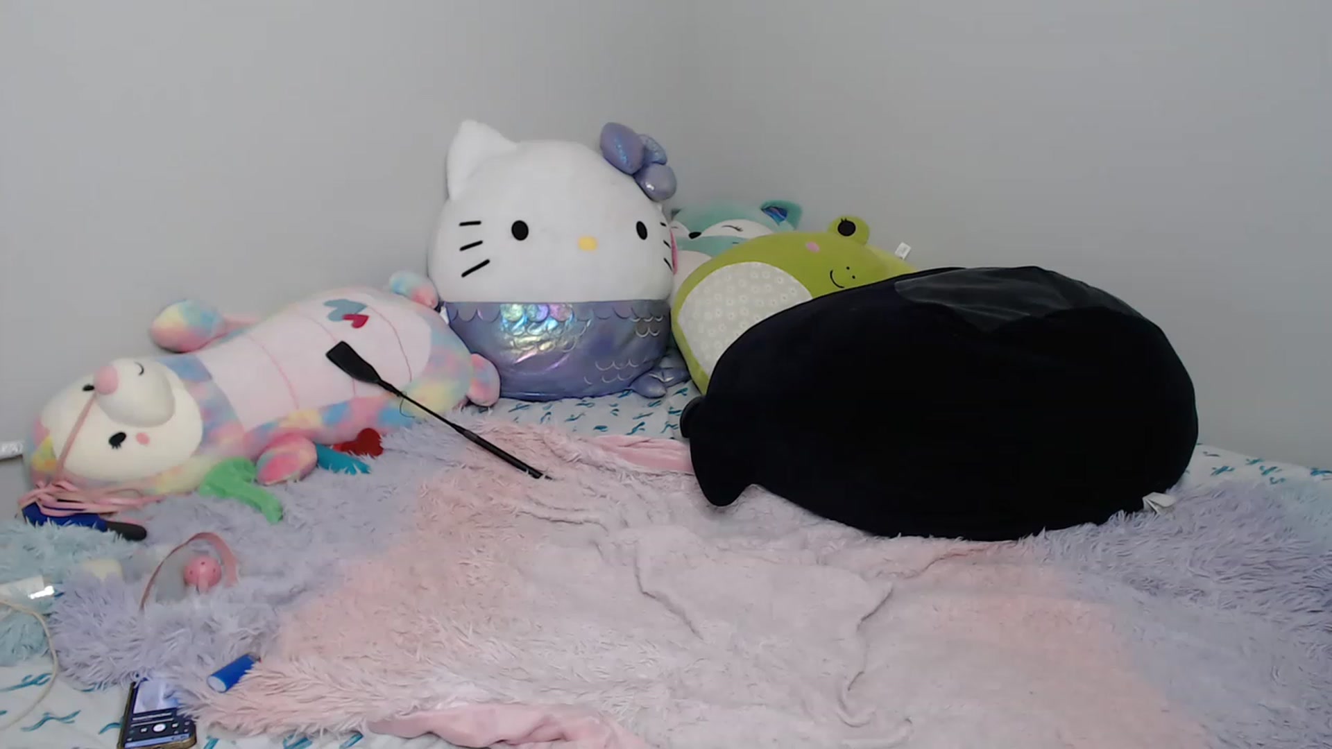 Gallery image thumbnail from fionafawn's myfreecams stream on, 12/20/2022, 23:03 image 13 of 20