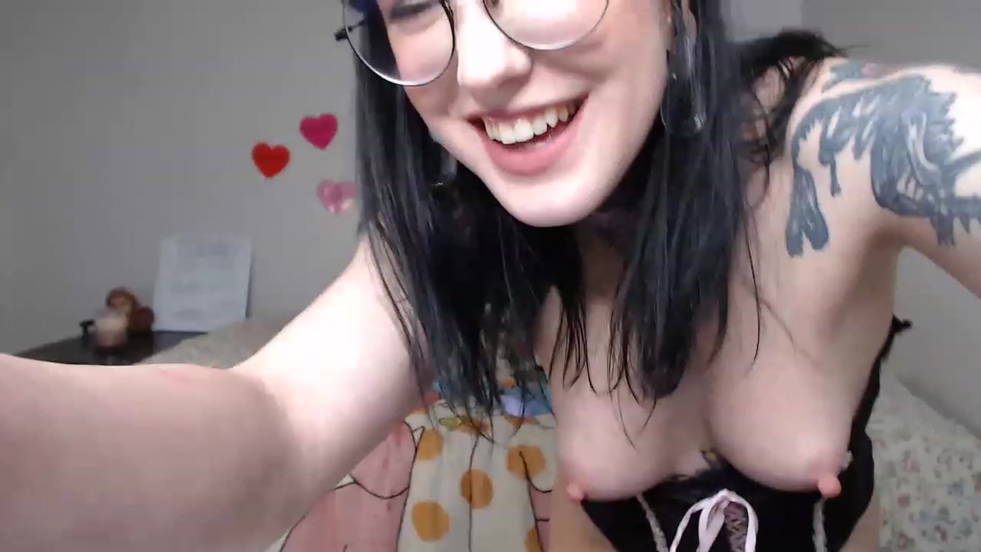 Gallery image thumbnail from fionafawn's myfreecams stream on, 02/06/2023, 22:13 image 8 of 20
