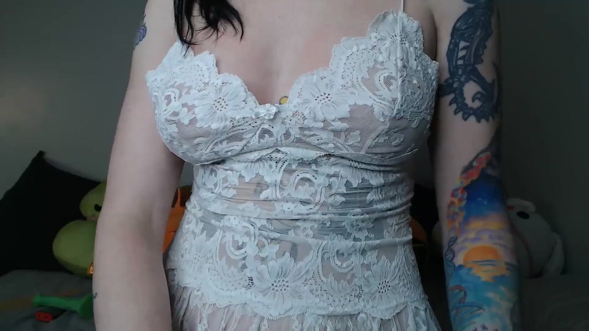 Gallery image thumbnail from fionafawn's myfreecams stream on, 10/31/2023, 22:10 image 18 of 20