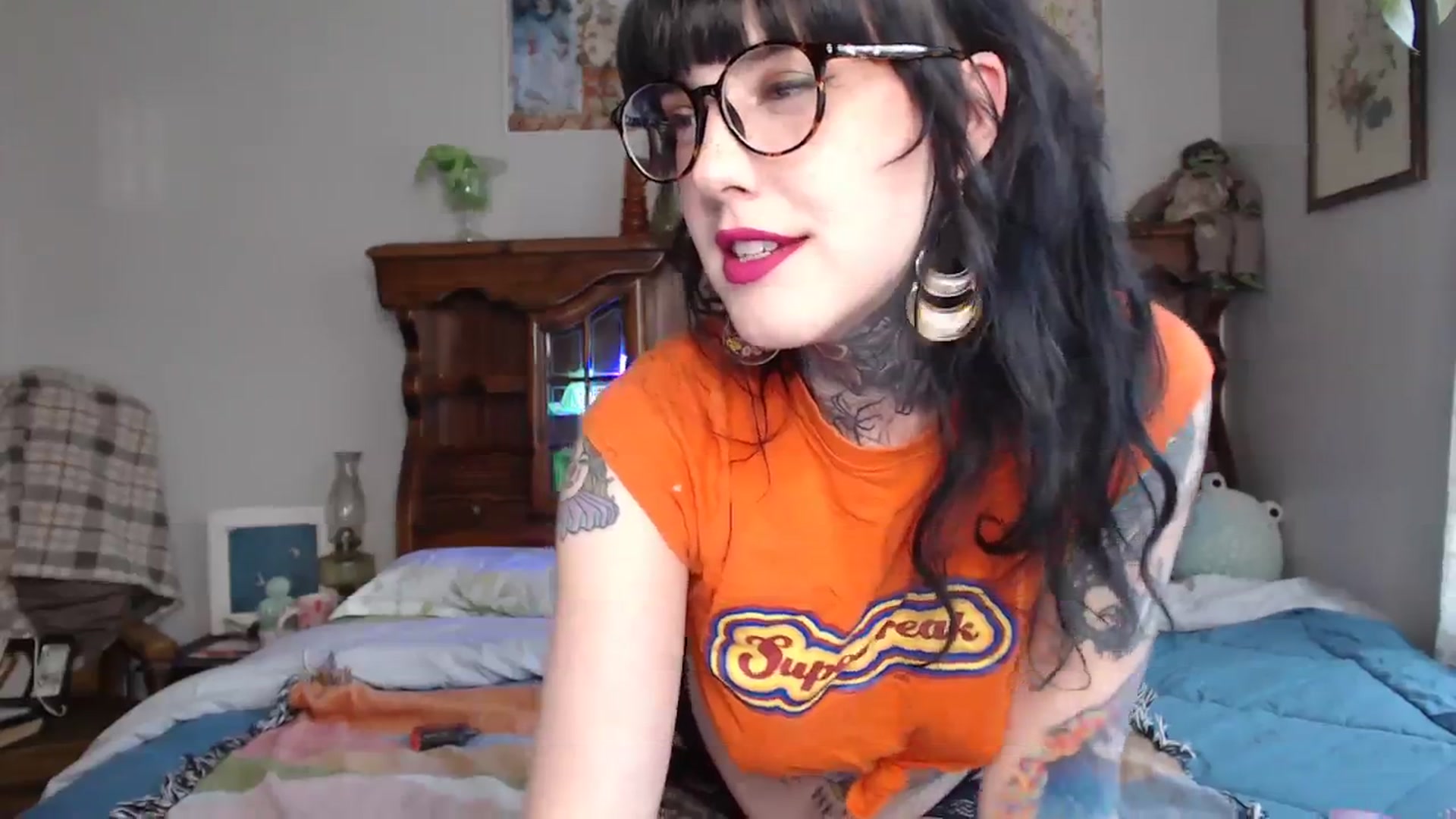 Gallery image thumbnail from fionafawn's myfreecams stream on, 01/04/2024, 23:01 image 6 of 20