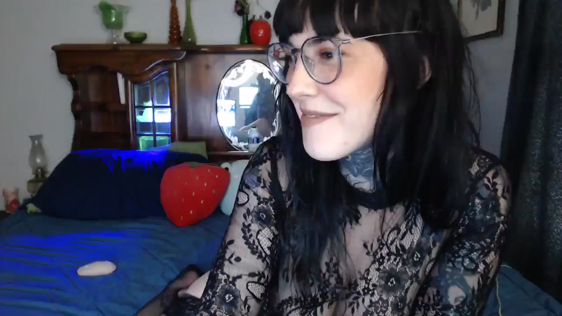 Gallery image thumbnail from fionafawn's myfreecams stream on, 05/03/2024, 24:09 image 6 of 20
