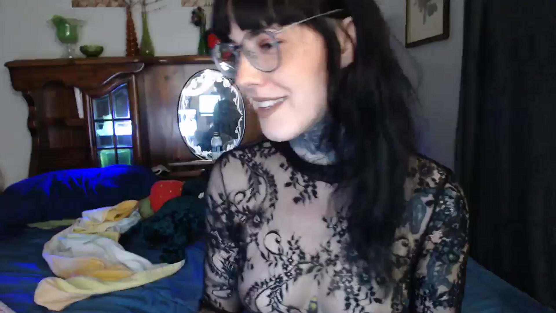 Gallery image thumbnail from fionafawn's myfreecams stream on, 05/03/2024, 24:59 image 9 of 20