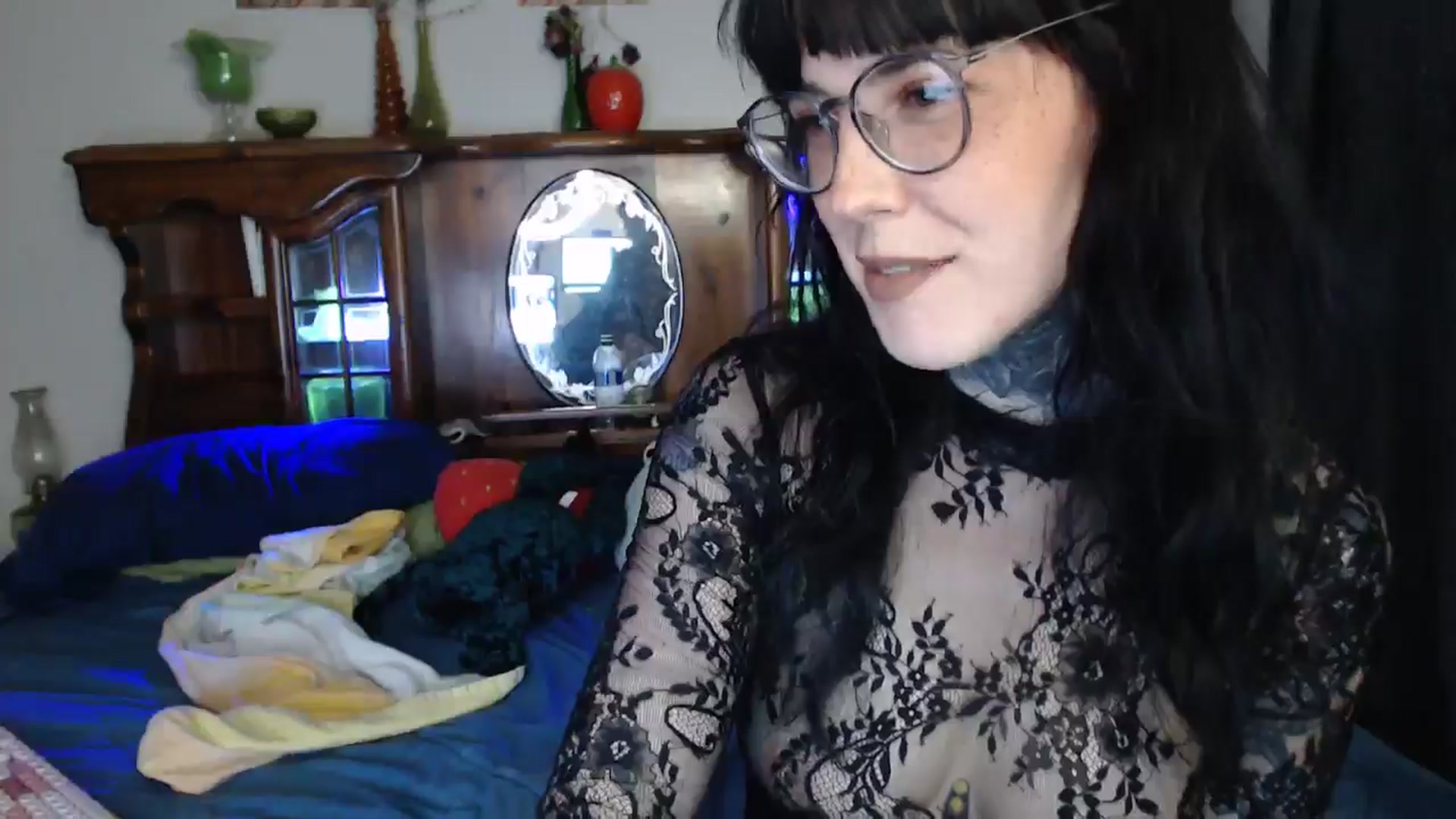 Gallery image thumbnail from fionafawn's myfreecams stream on, 05/03/2024, 24:59 image 7 of 20