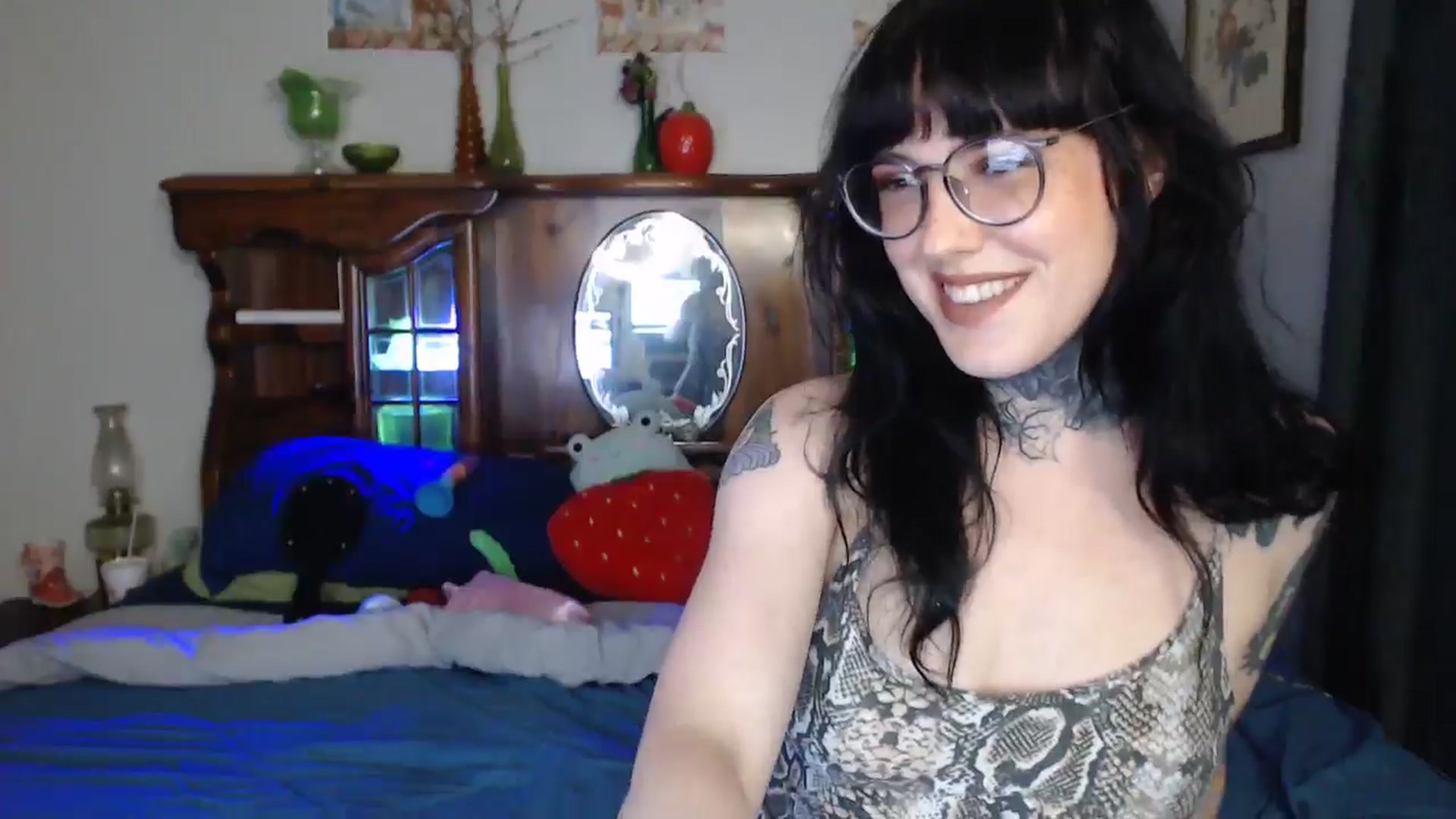 Gallery image thumbnail from fionafawn's myfreecams stream on, 05/07/2024, 02:45 image 18 of 20