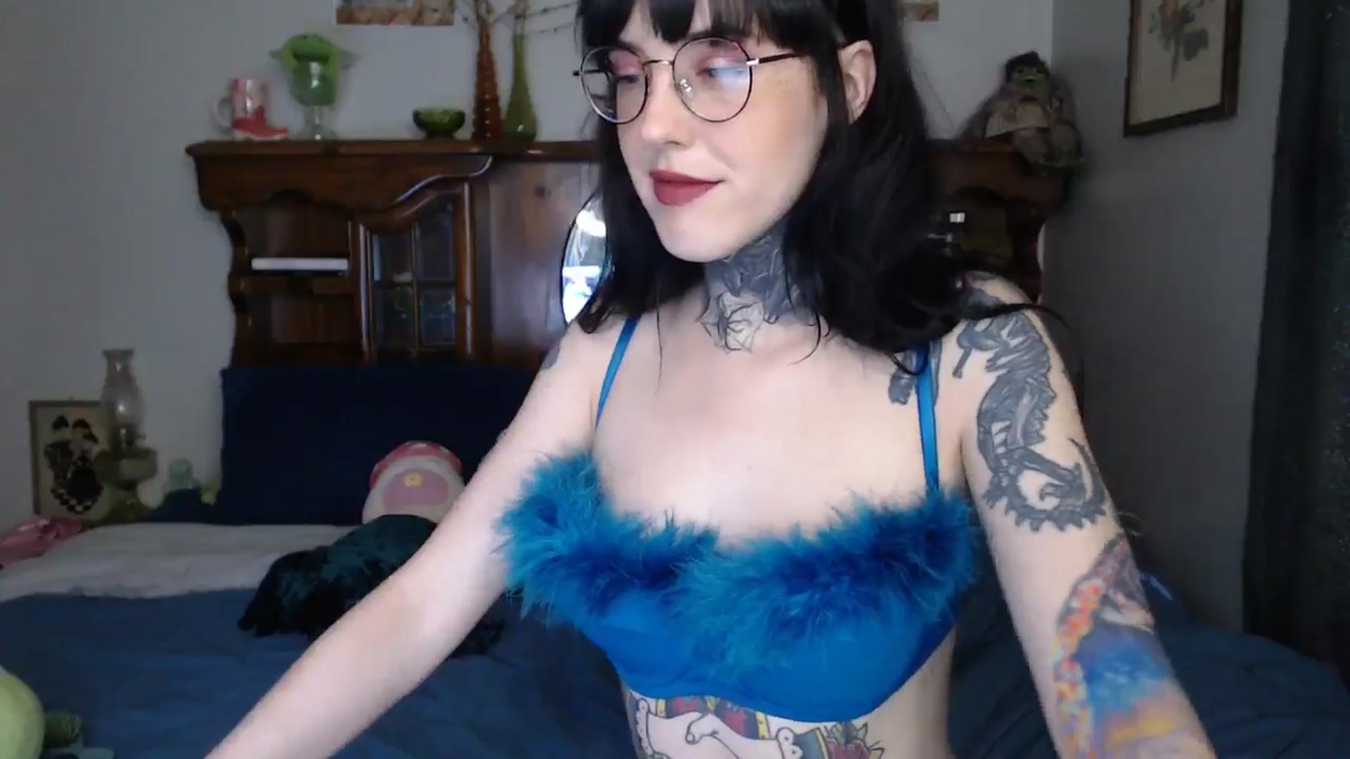 Gallery image thumbnail from fionafawn's myfreecams stream on, 07/16/2024, 21:36 image 9 of 20